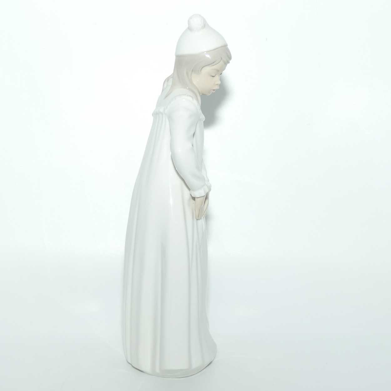 Nao by Lladro figure Girl in Night Dress | #1
