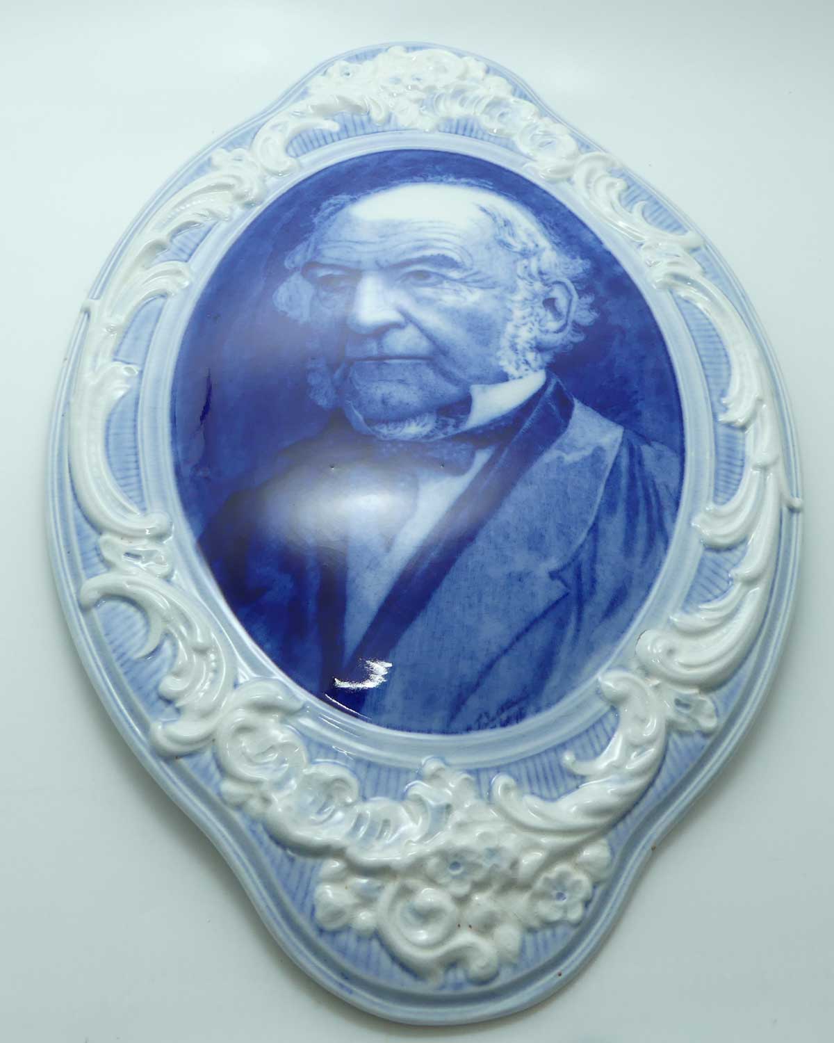 Burgess and Leigh Kents Leadless Glaze Blue and White plaque depicting William Ewart Gladstone