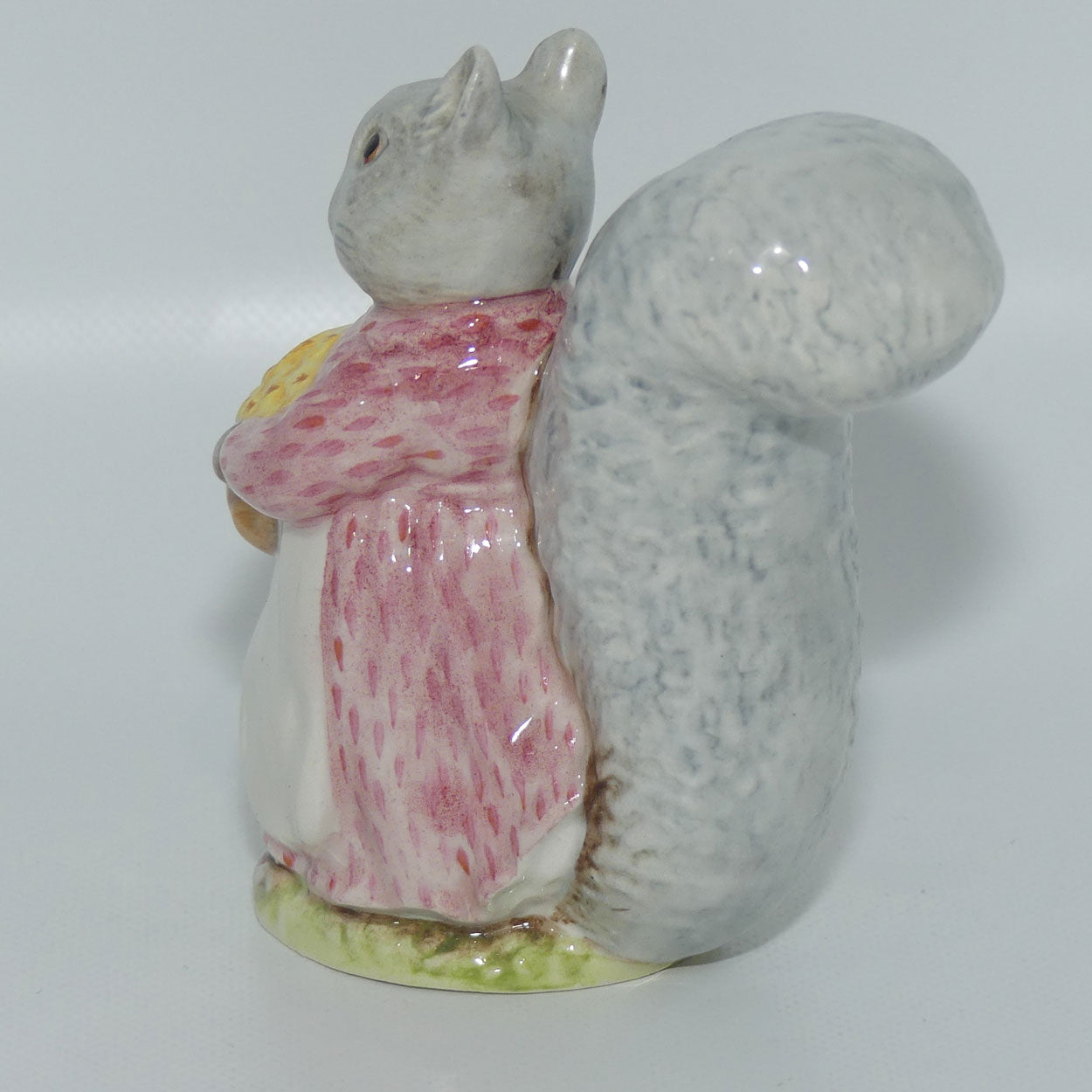 Beswick Beatrix Potter Goody Tiptoes | BP2a Gold Oval