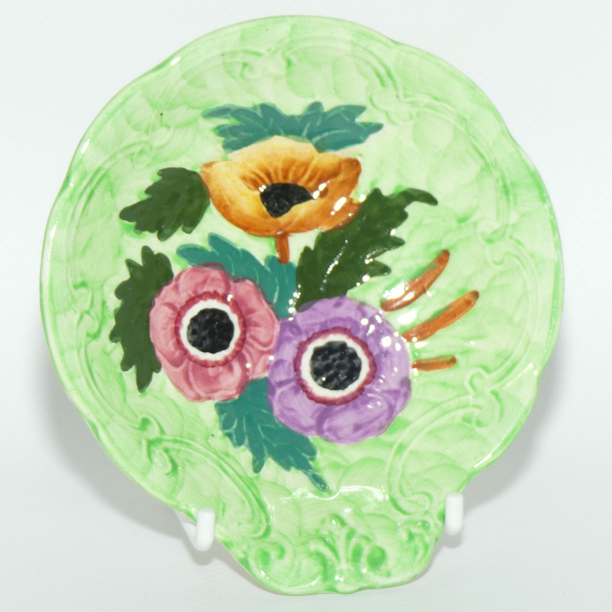 Maling Anemone on Green tab handle dish | Pattern 6533