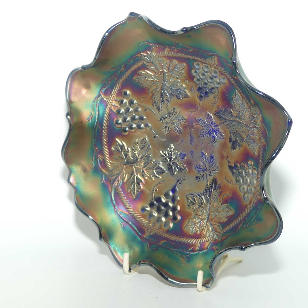 Fenton Green Carnival Glass Grape and Vine bowl