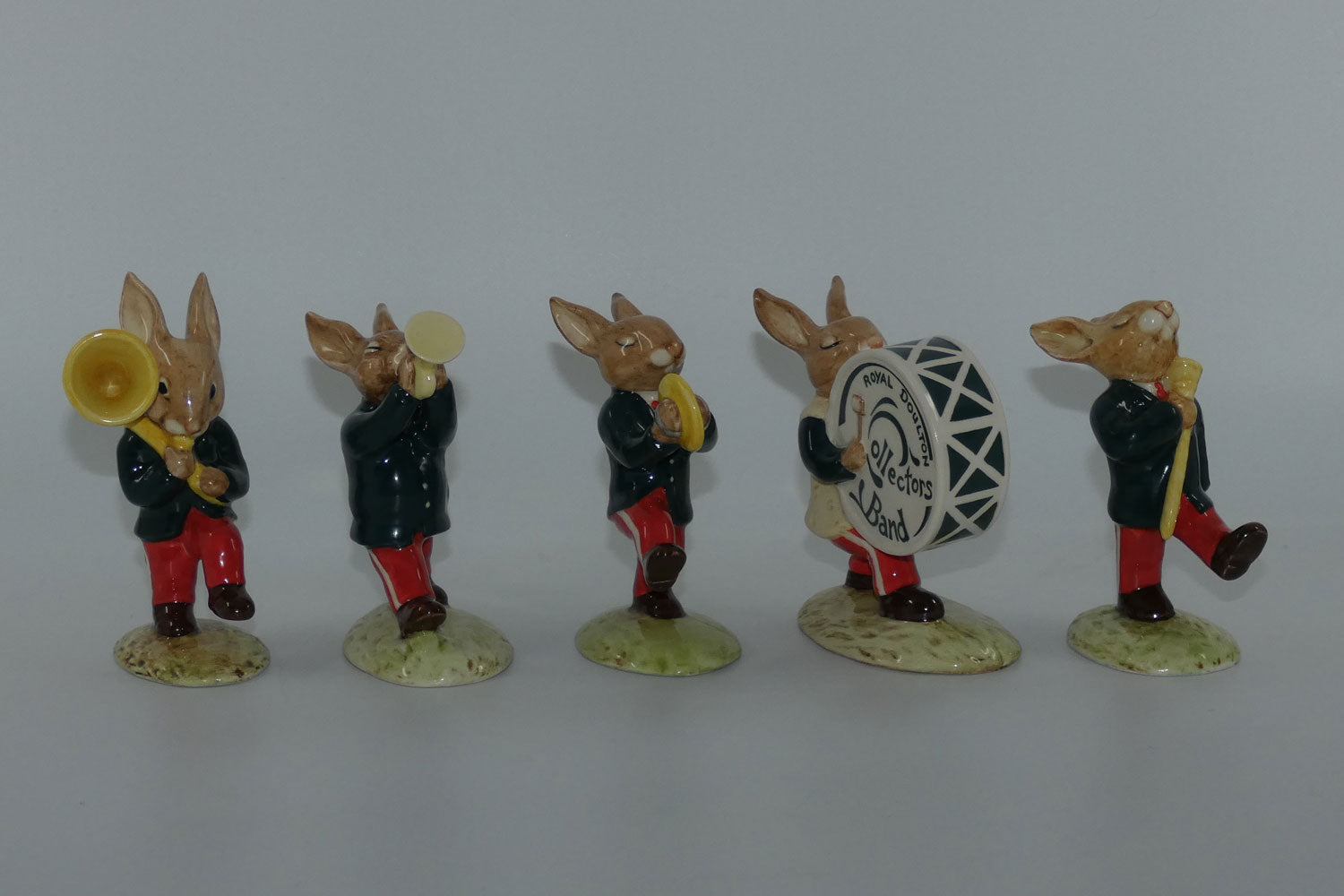 db105-db109-royal-doulton-bunnykins-green-oompah-band-set