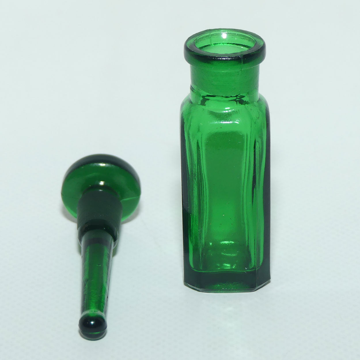 Victorian era Green Glass Perfume Bottle with applicator