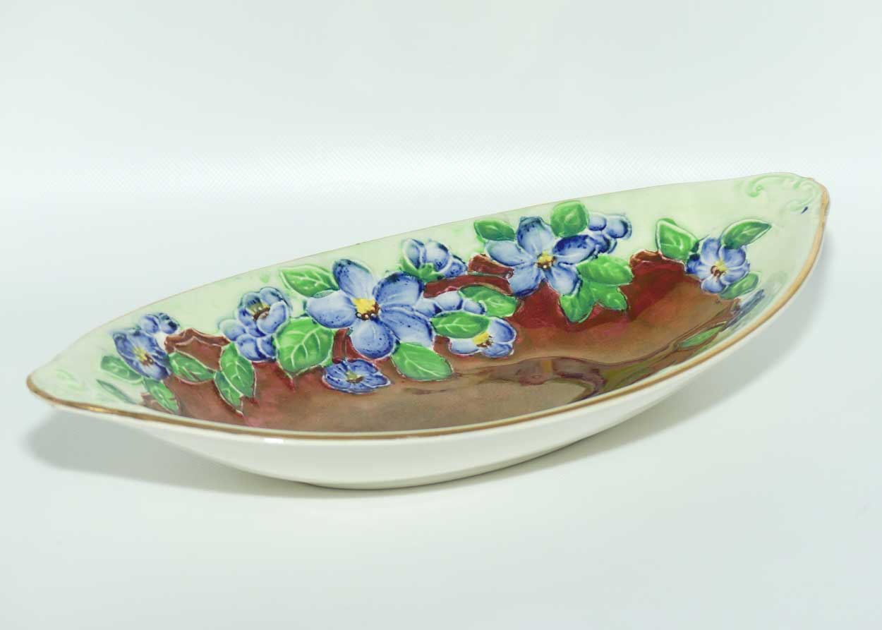 Maling Embossed Lustre Floral oval bowl | Rouge and Green