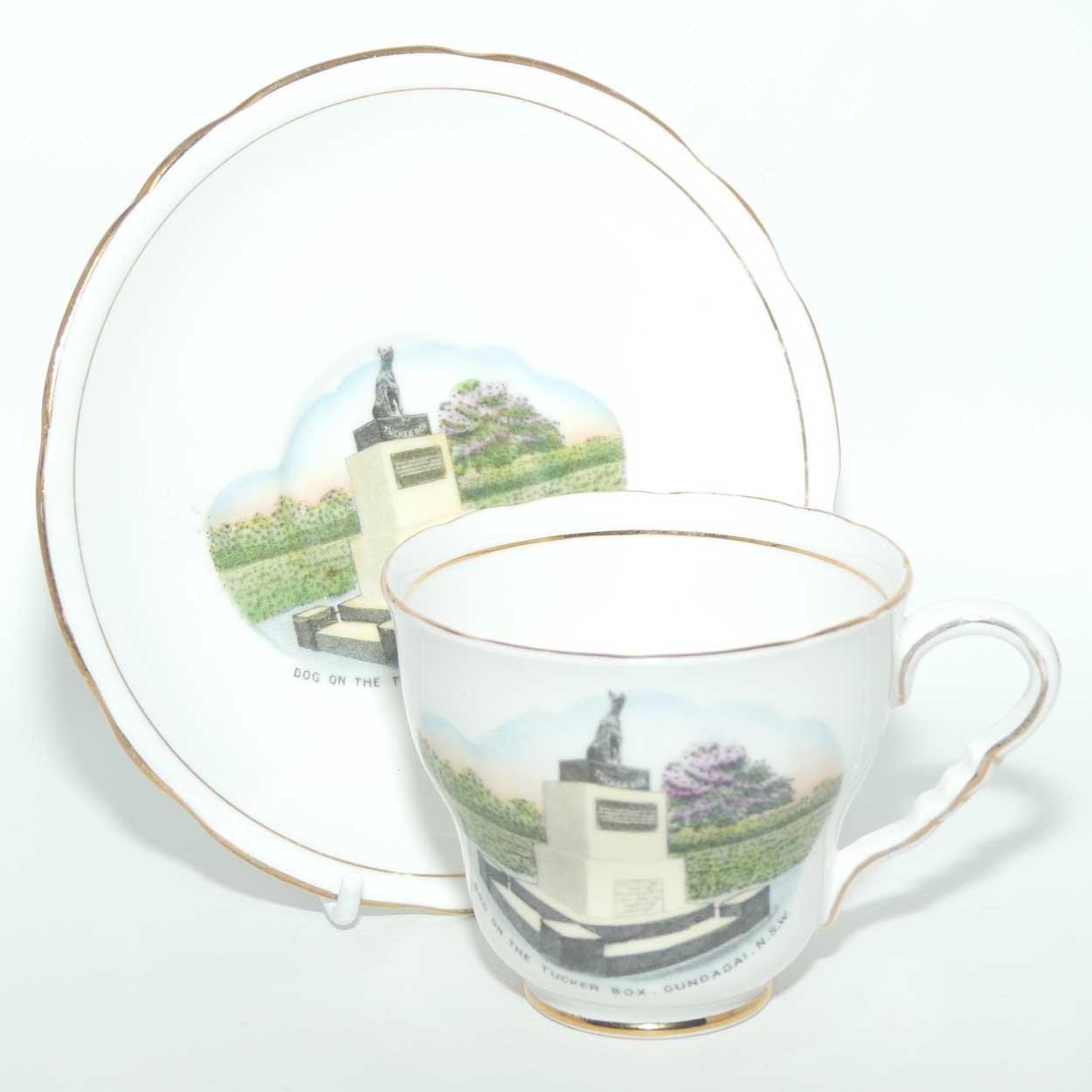 Royal Stafford duo | Dog on the Tucker Box Gundagai NSW