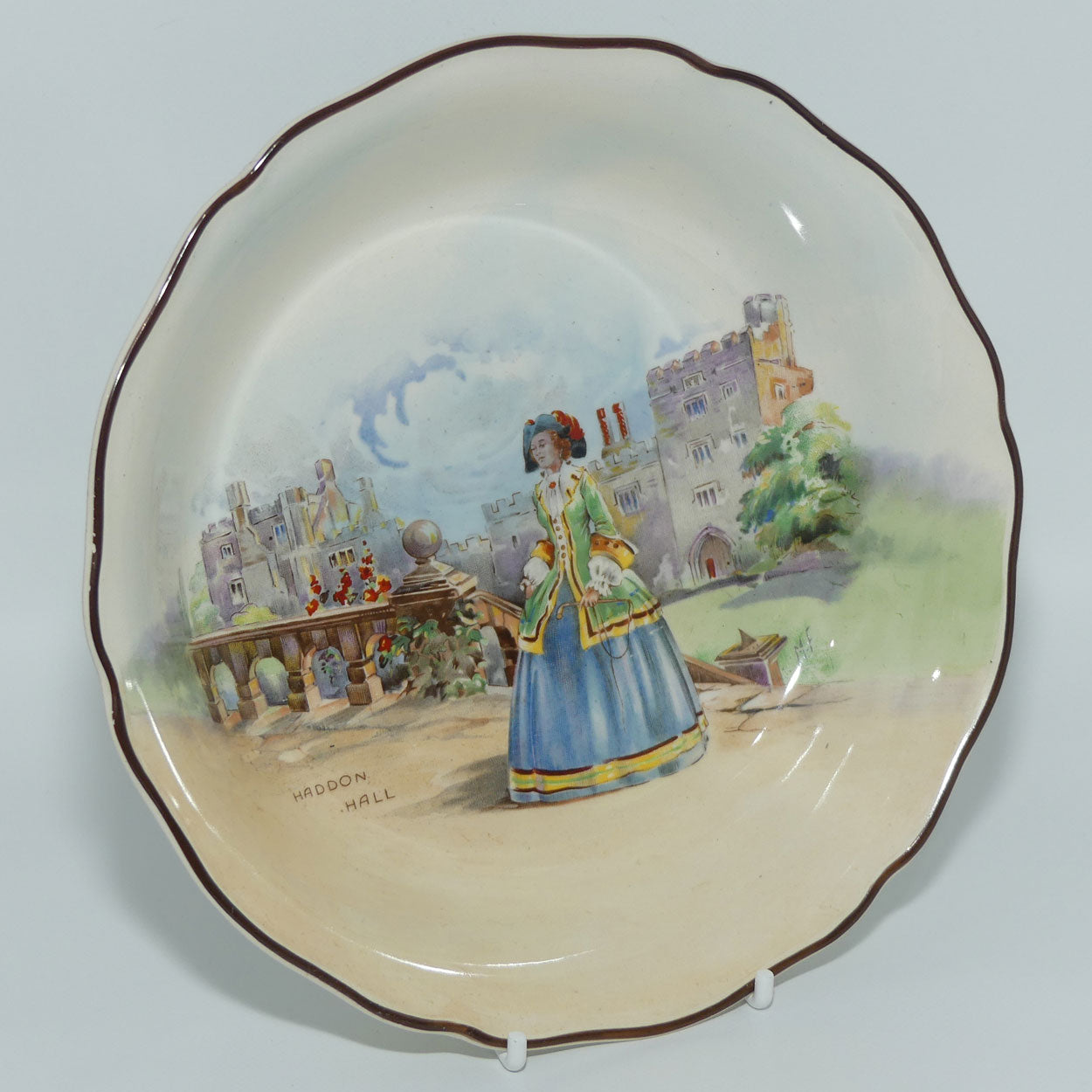 Royal Doulton Historic England round bowl D5940 | Dorothy Vernon at Haddon Hall