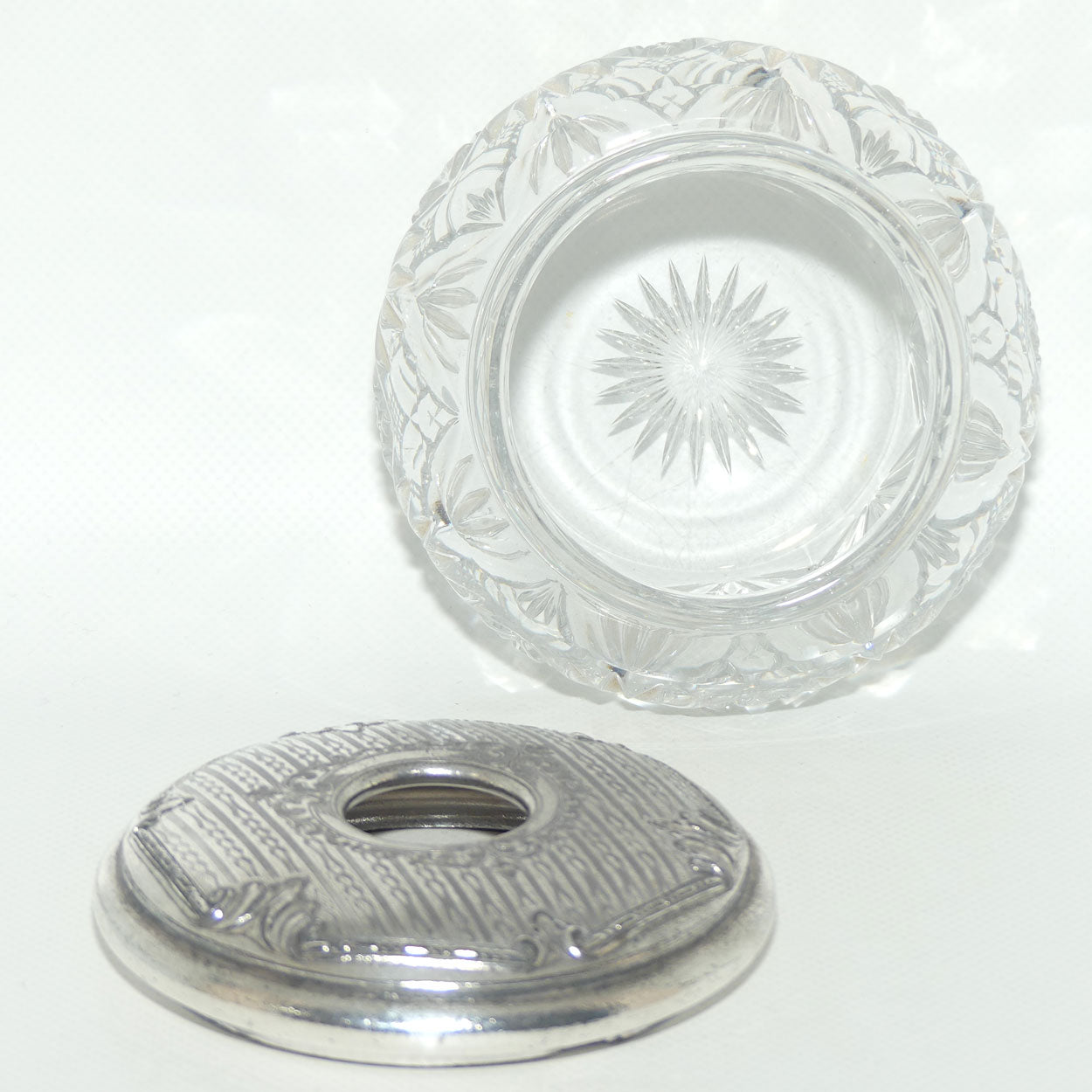 Homan Manufacturing Corp USA White Metal | Britannia Metal crystal base hair tidy