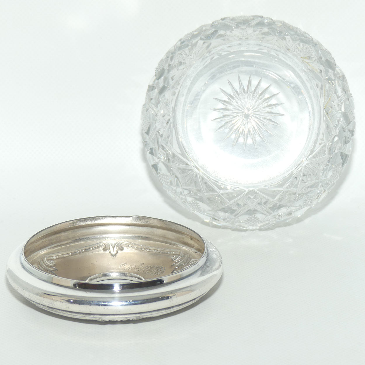 Homan Manufacturing Corp USA White Metal | Britannia Metal crystal base hair tidy