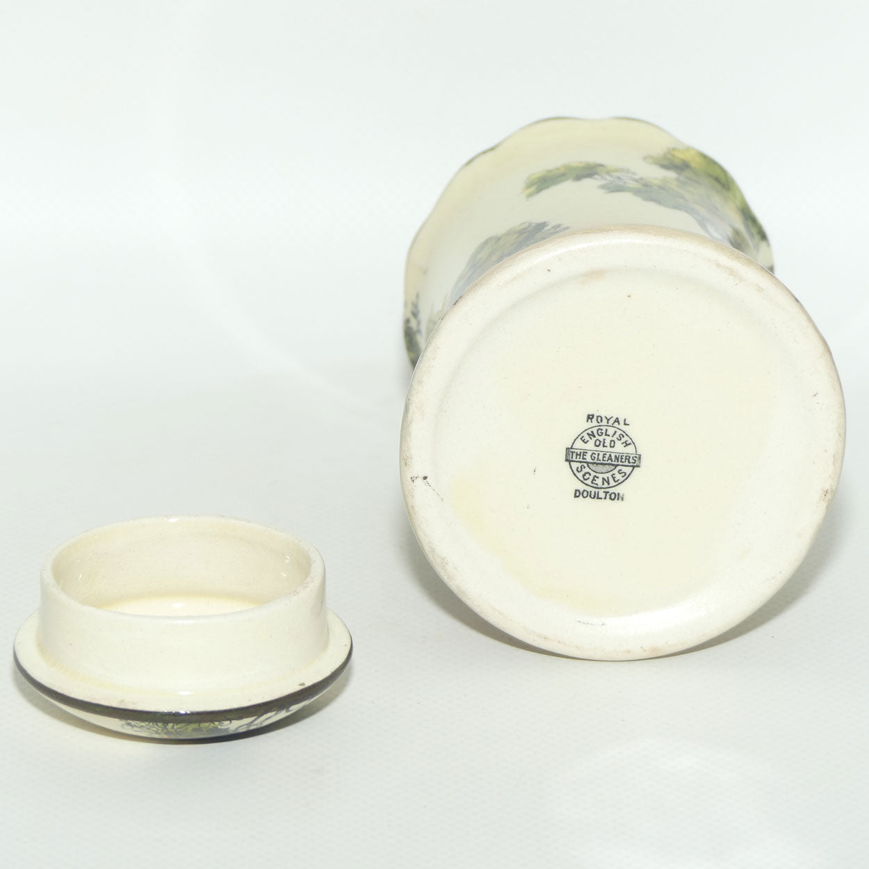 Royal Doulton Gleaners and Gypsies hair tidy pot