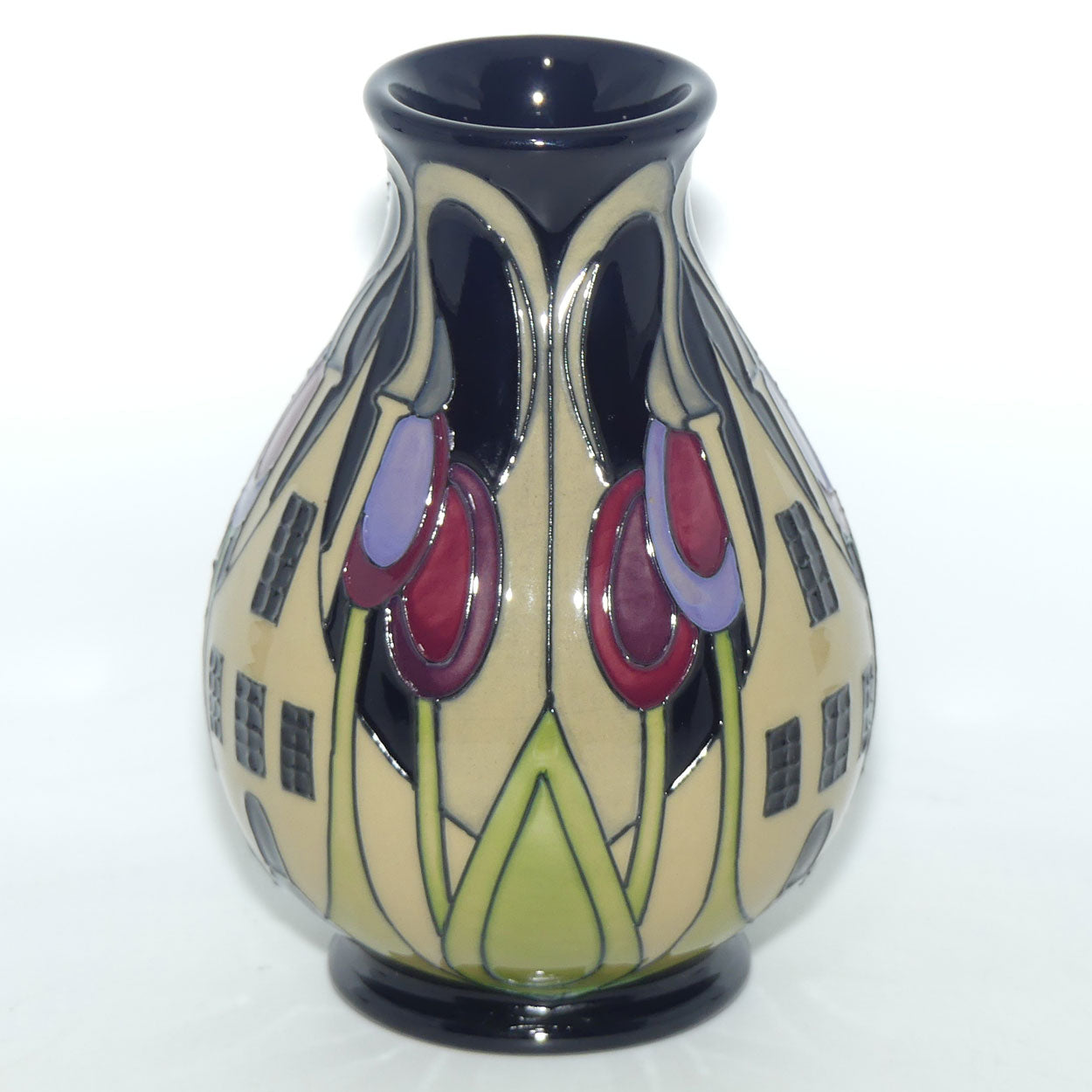 Moorcroft The Hamlet 7/5 vase