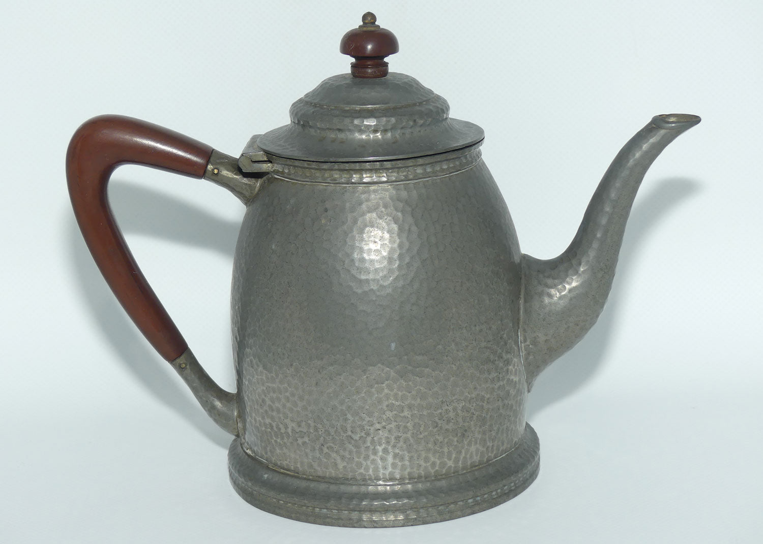 English Arts and Crafts | Hampden Pewter hand beaten tea pot