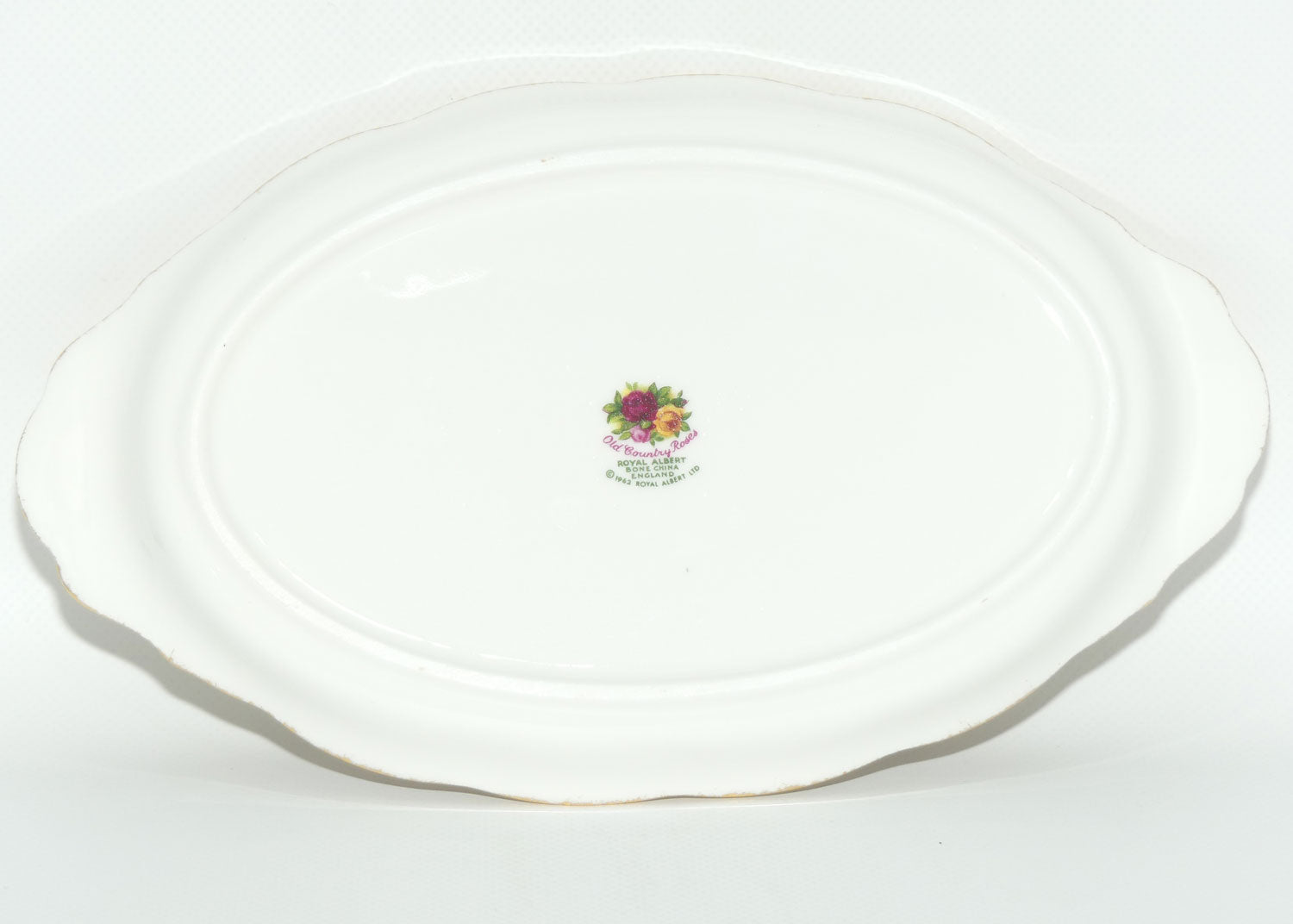 Royal Albert Bone China England Old Country Roses Oval Tray | 15cm | © 1962 Royal Albert Ltd backstamp | #1