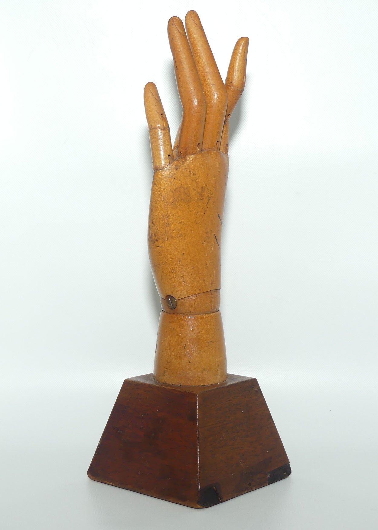 Victorian era Articulated Hand model | suit Milliners and Glovemakers