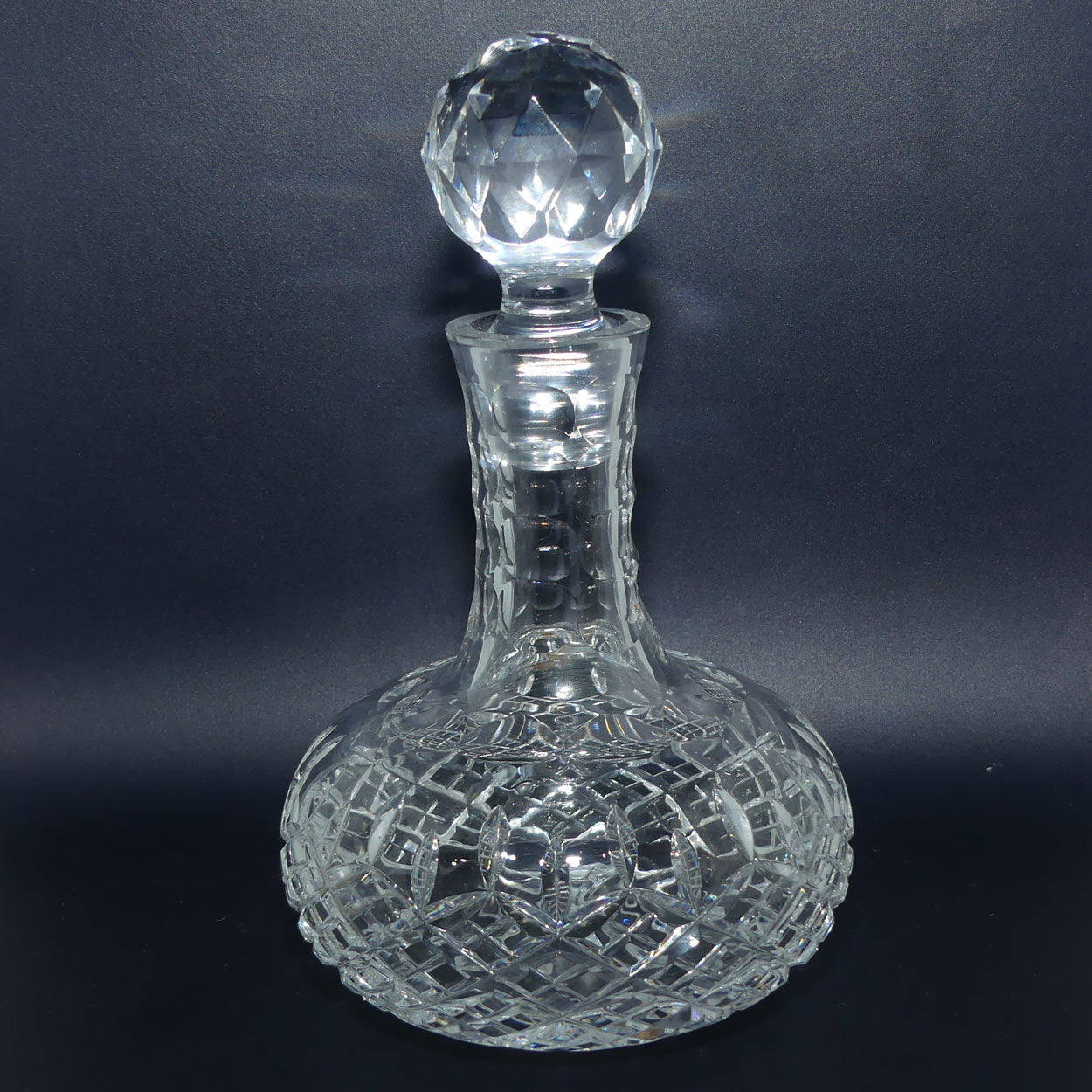 Stuart Crystal | Hardwicke pattern | Round base decanter