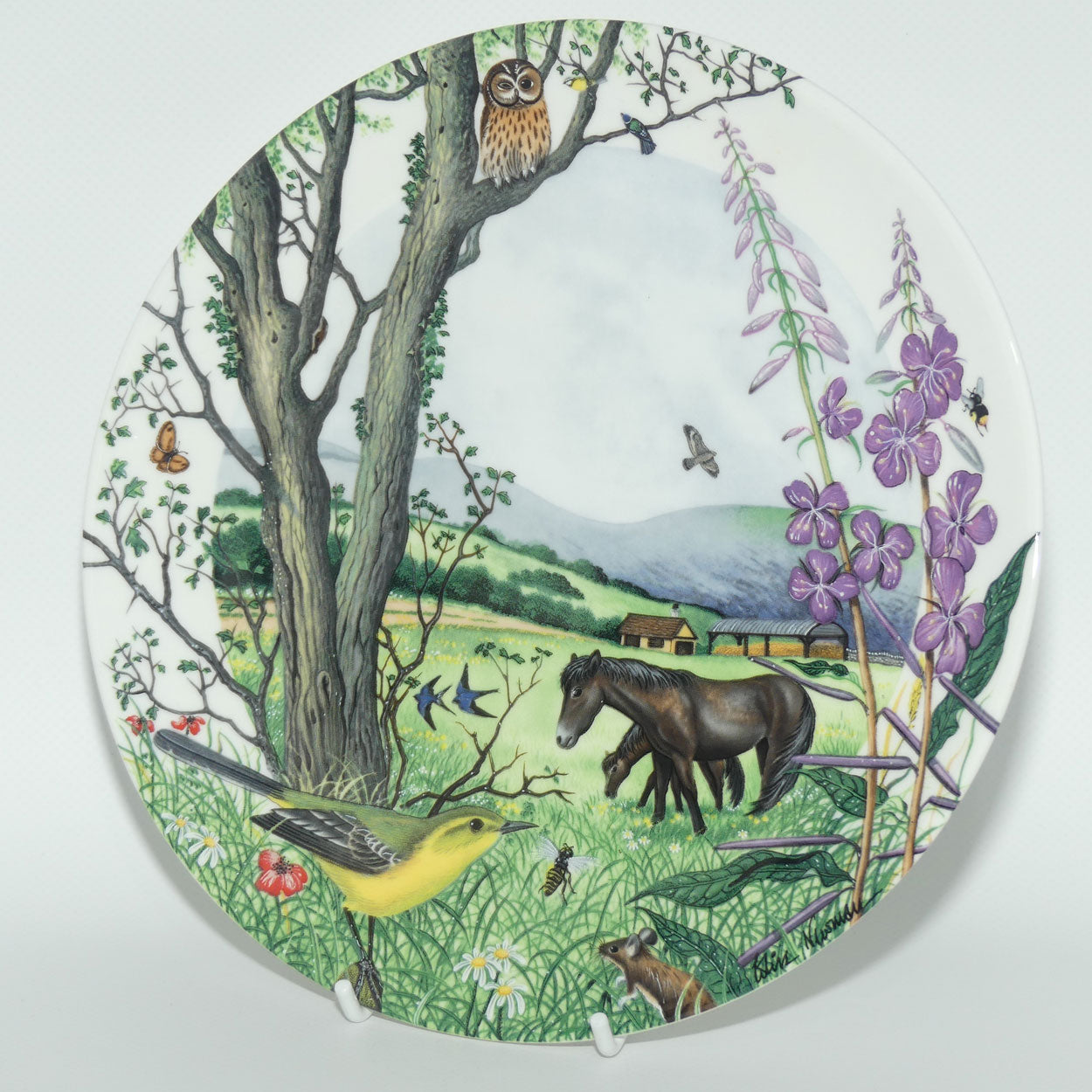 Wedgwood Colin Newman's Country Panorama plate #7 | Bradex 26 W90 27.7 | The Hayfield
