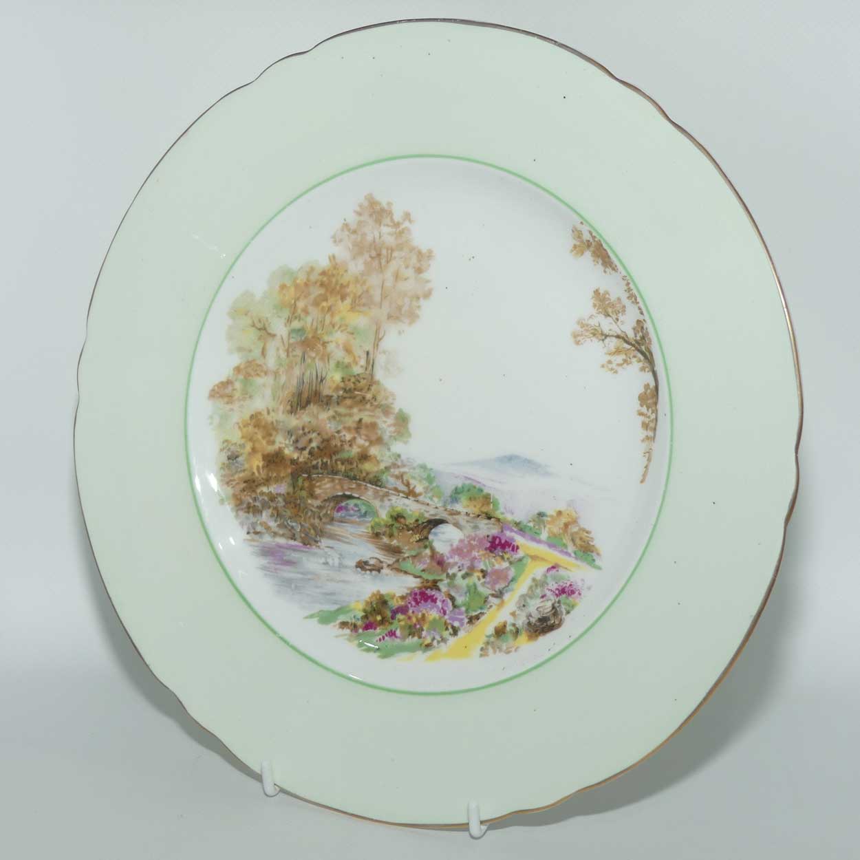 Shelley Heather pattern round plate | 27cms