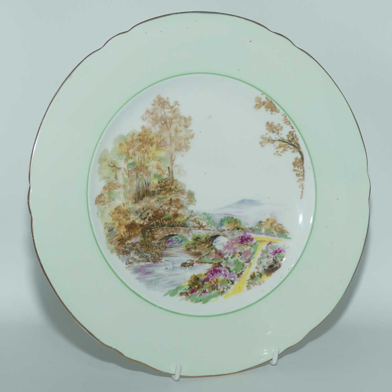 Shelley Heather pattern round plate | 27cms