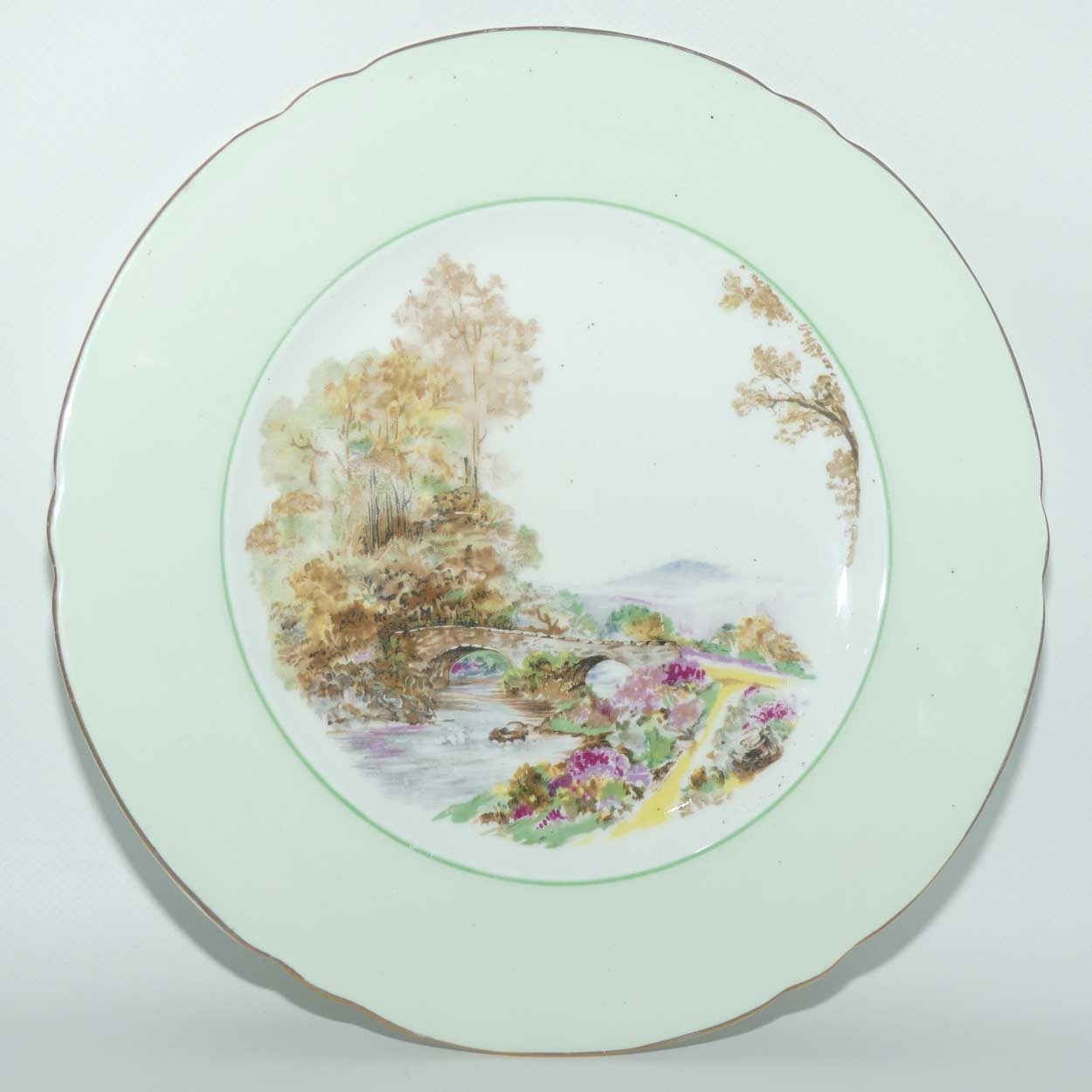 Shelley Heather pattern round plate | 27cms