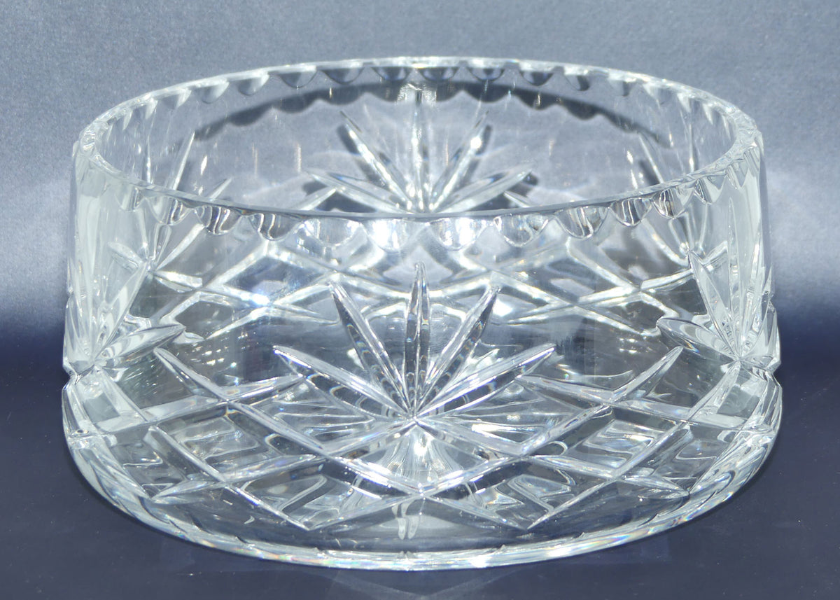 Round Crystal bowl | Heavy Facets with Facetted Rim | Star Facet to Base | 20cm diam
