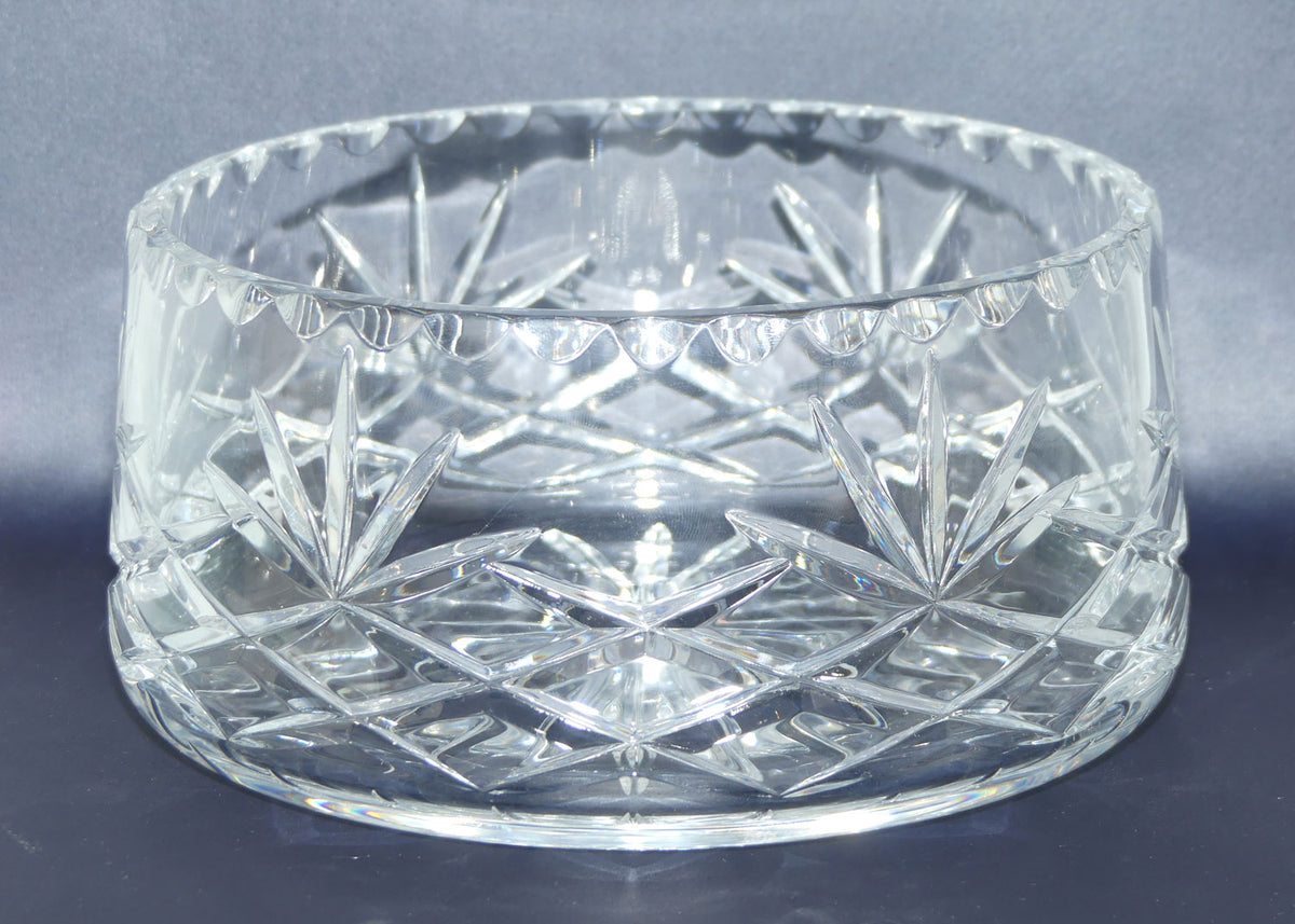 Round Crystal bowl | Heavy Facets with Facetted Rim | Star Facet to Base | 20cm diam