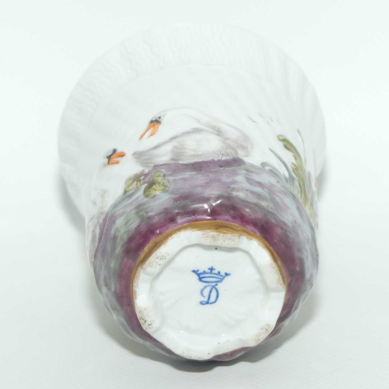 Helena Wolfson Dresden decorated Meissen Swan Service Cup