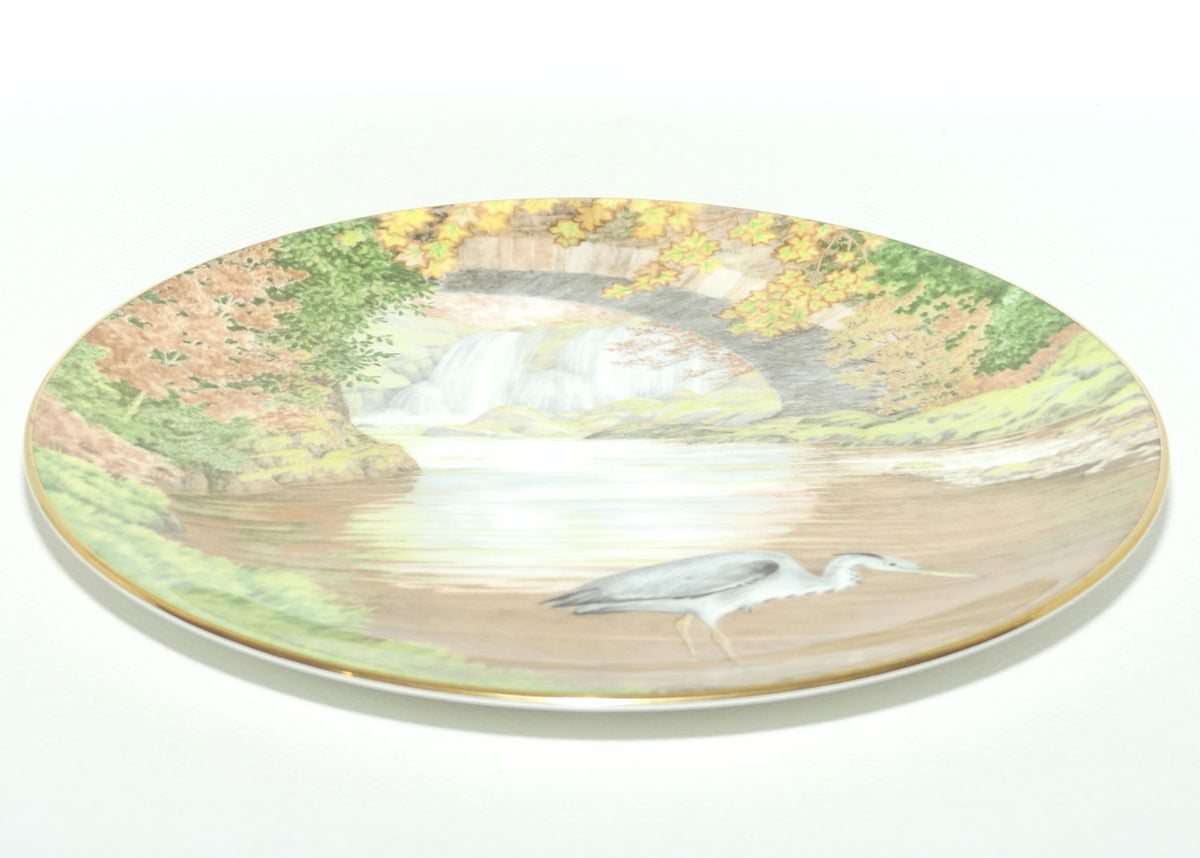 Royal Doulton picture plate by Elizabeth Gray | Waterside series | The Heron
