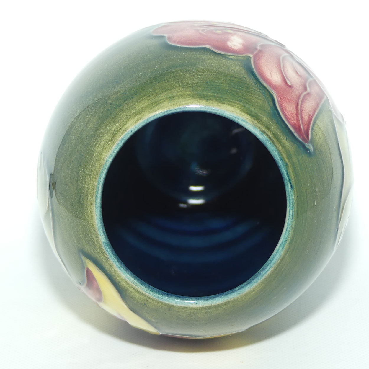 Walter Moorcroft Hibiscus (Green) 102/5 vase