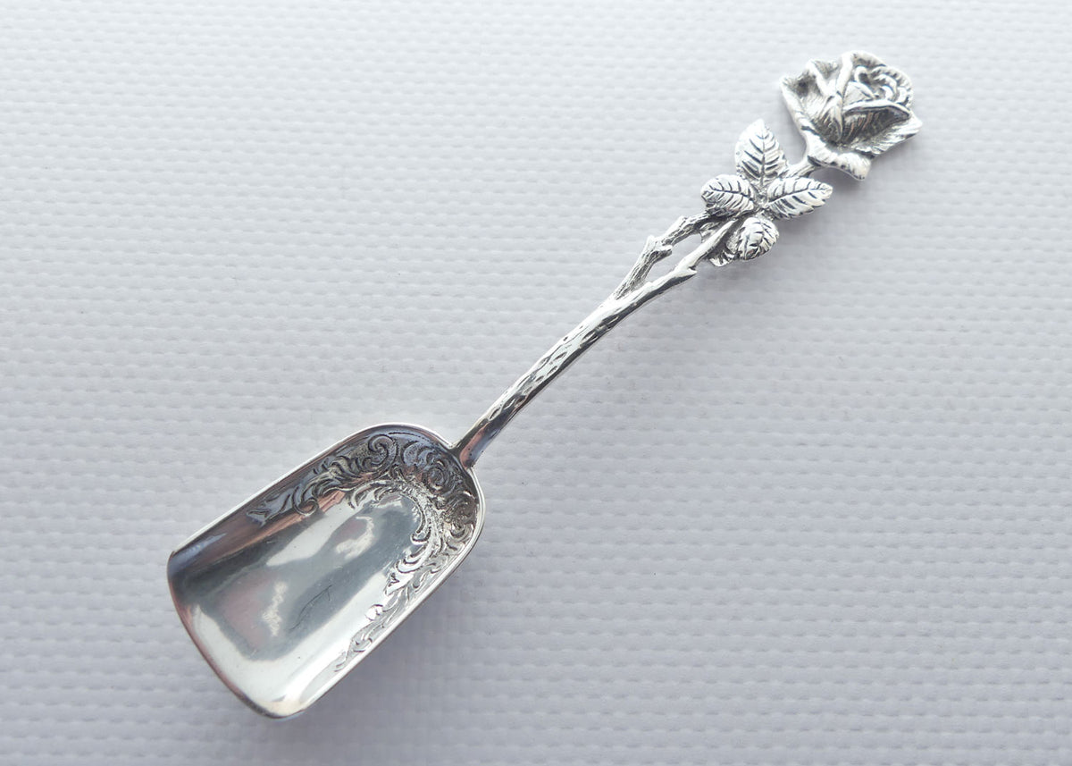 German 835 Silver Hildeshiem Rose sugar shovel spoon | Decorated bowl | 13.7g