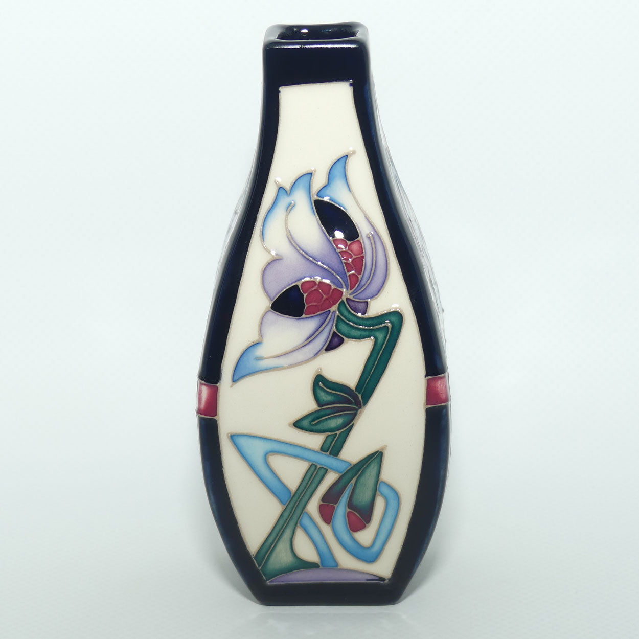 Moorcroft Homage 355/5 vase
