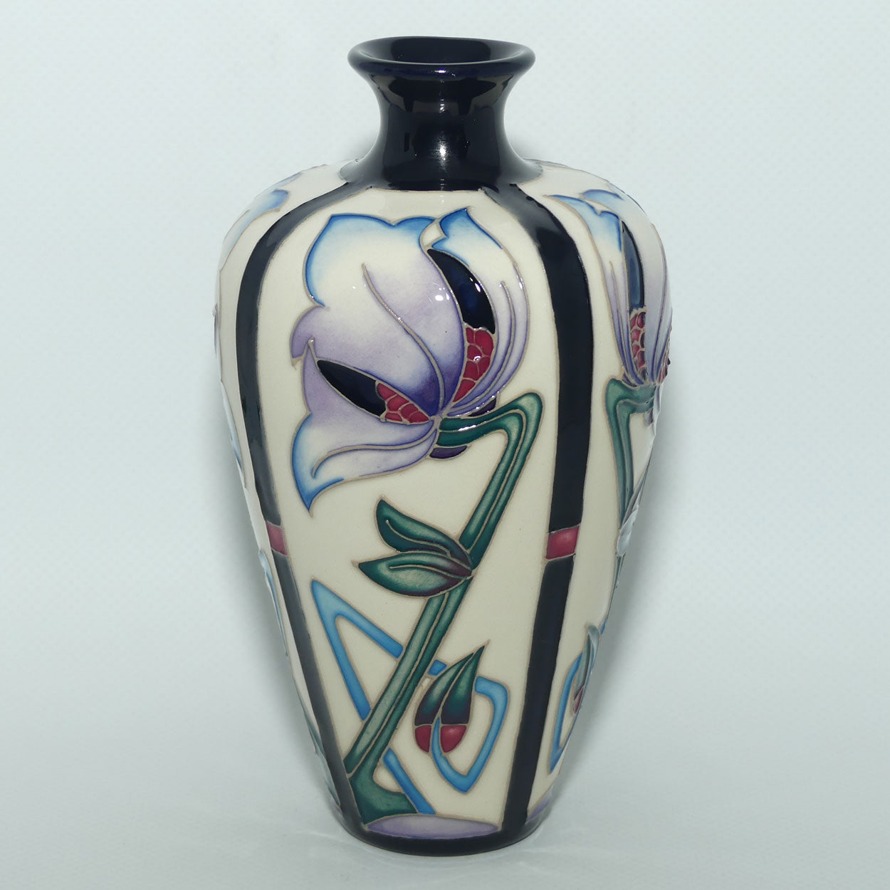 Moorcroft Homage 72/6 vase