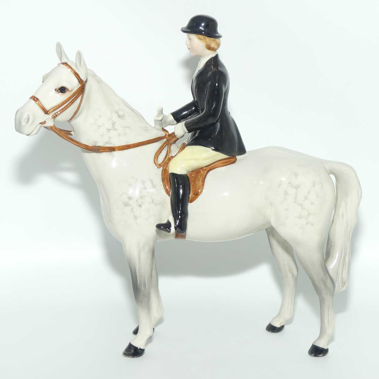 #1730 Beswick Huntswoman | On Standing Horse | Grey #1