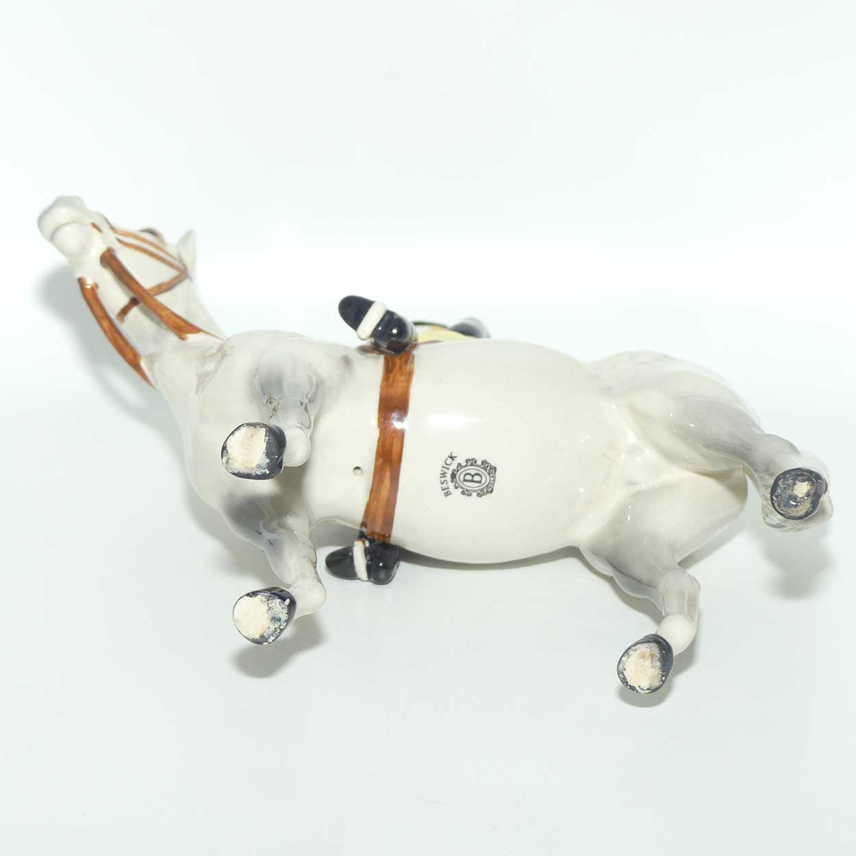 #1730 Beswick Huntswoman | On Standing Horse | Grey #2