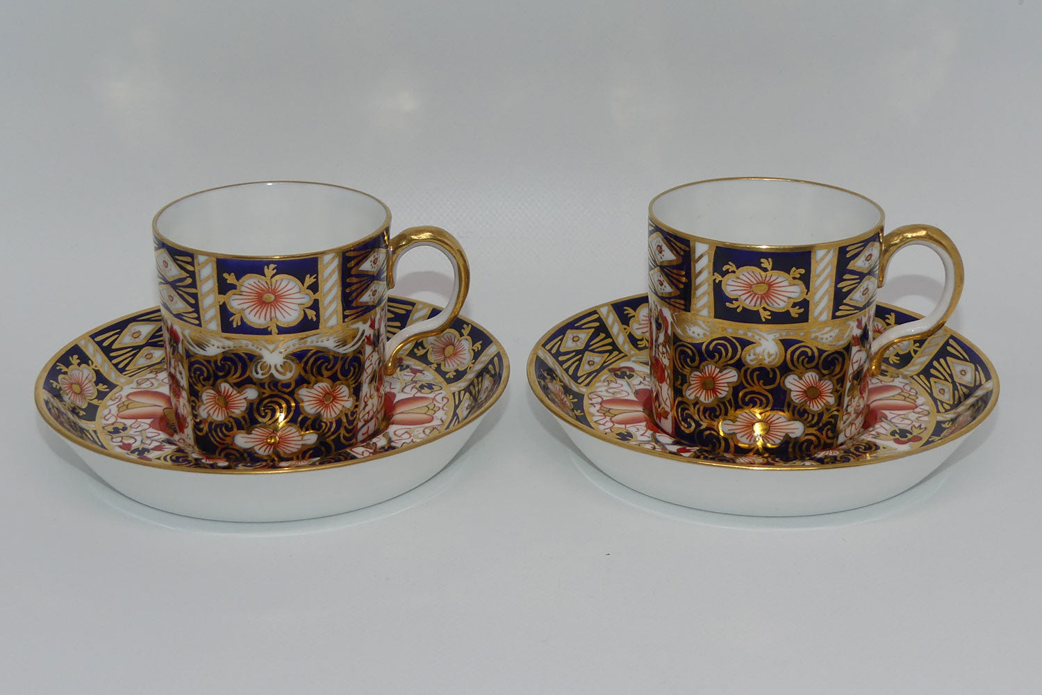 royal-crown-derby-traditional-imari-2451-set-of-6-demi-tasse-coffee-duos