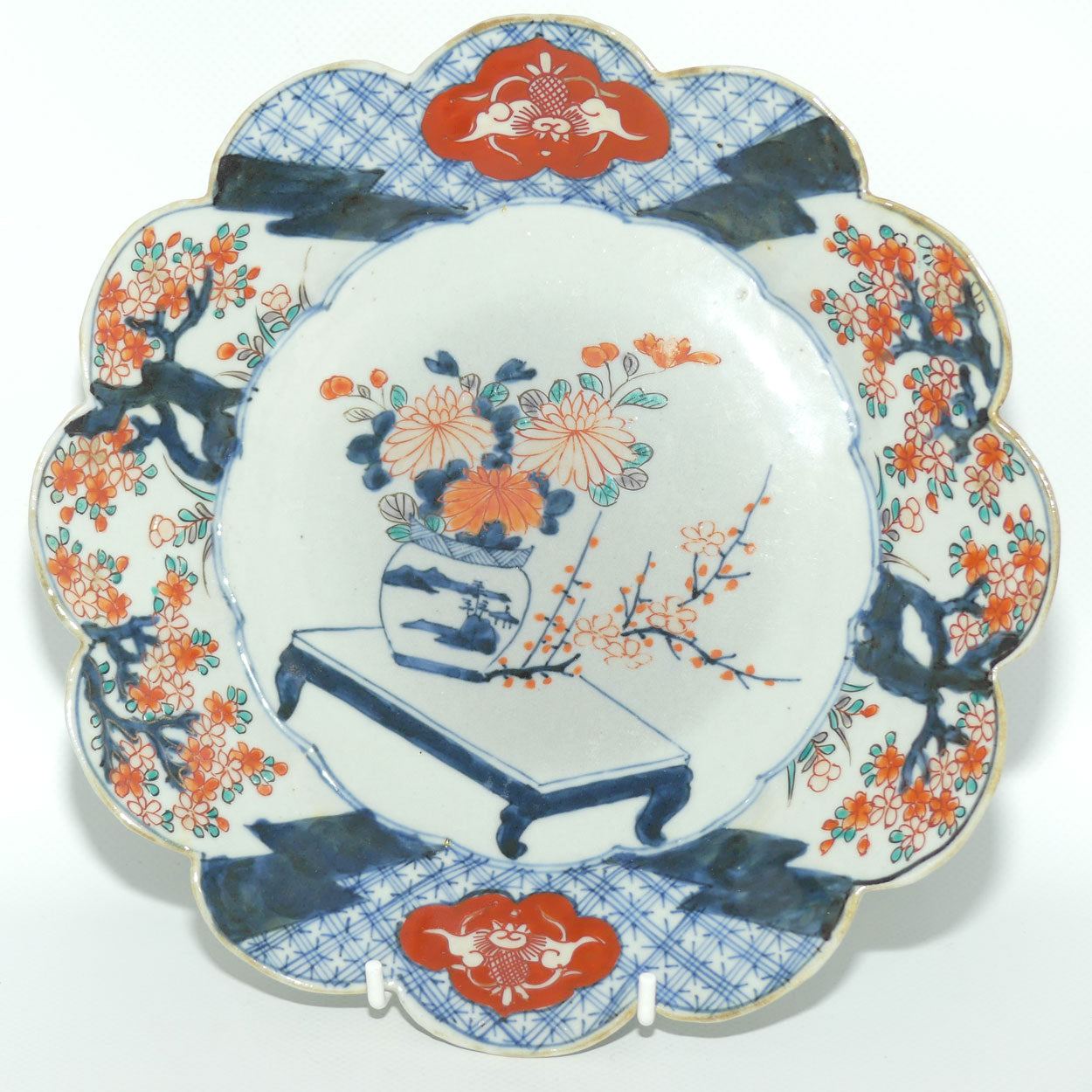 Japanese Imari hand painted cabinet plate c.1900 | Fluted Rim #2 | Red and Blue