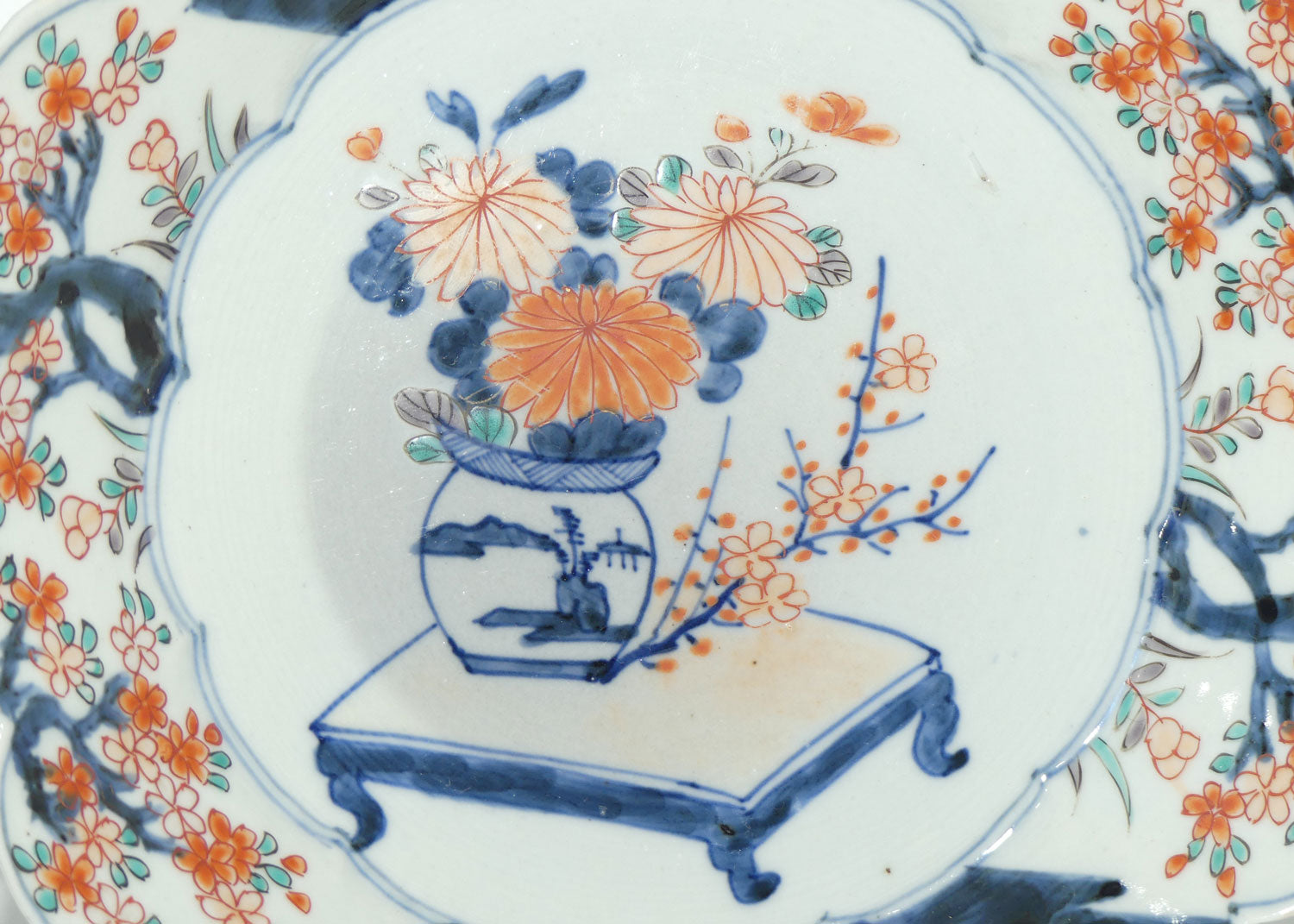 Japanese Imari hand painted cabinet plate c.1900 | Fluted Rim #3 | Red and Blue