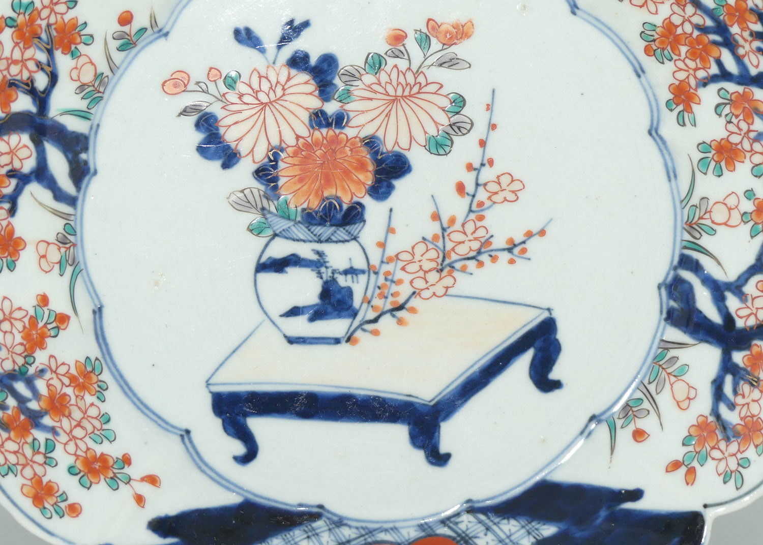 Japanese Imari hand painted cabinet plate c.1900 | Fluted Rim #4 | Red and Blue