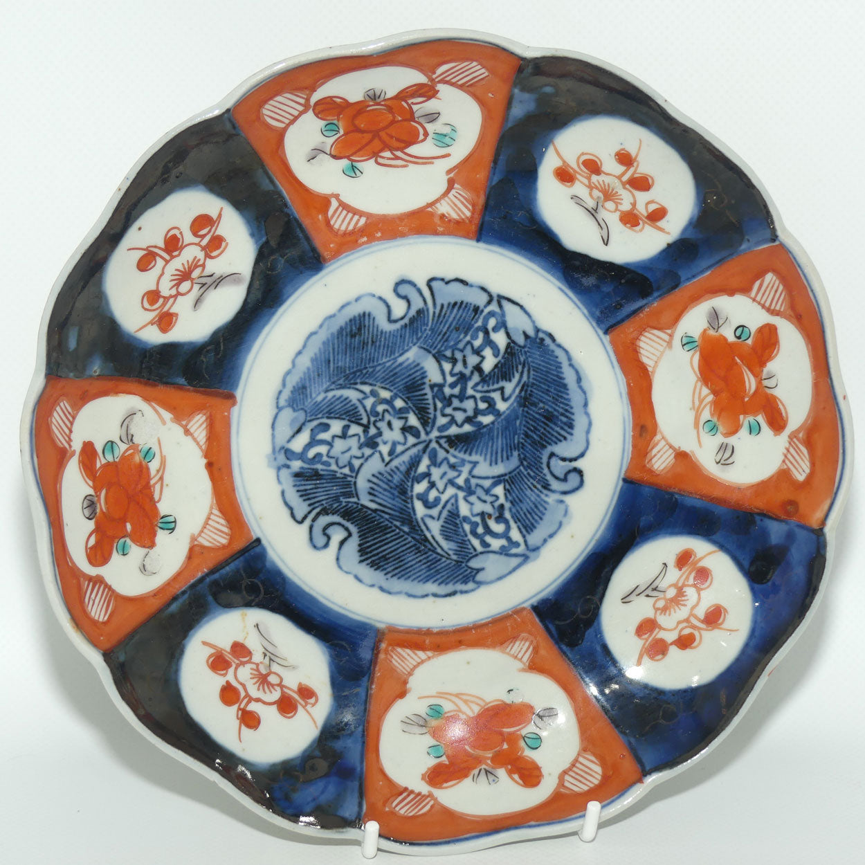 Japanese Imari hand painted cabinet plate c.1900 | Red and Blue