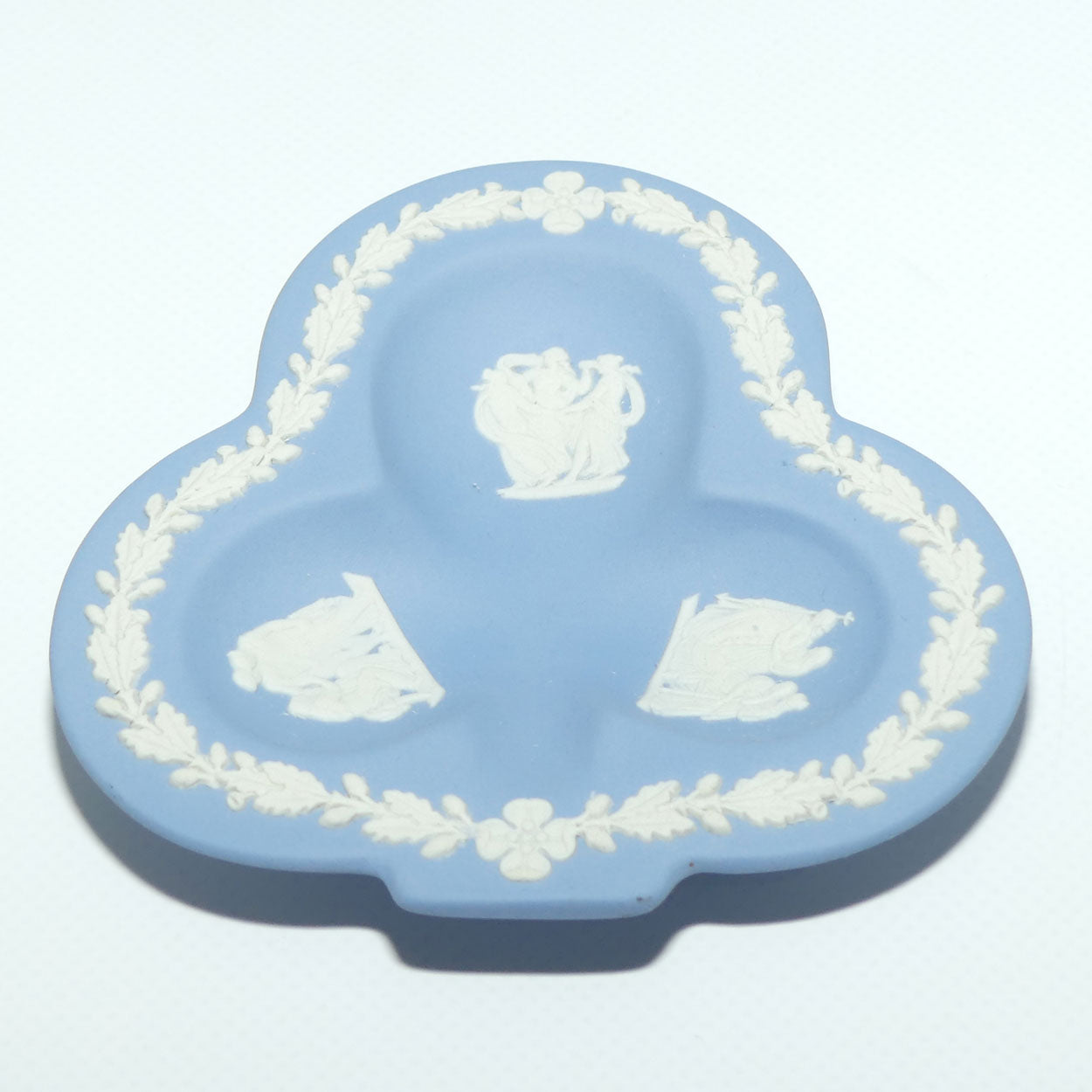 Wedgwood Jasper | White on Pale Blue | Clubs shape dish | #1