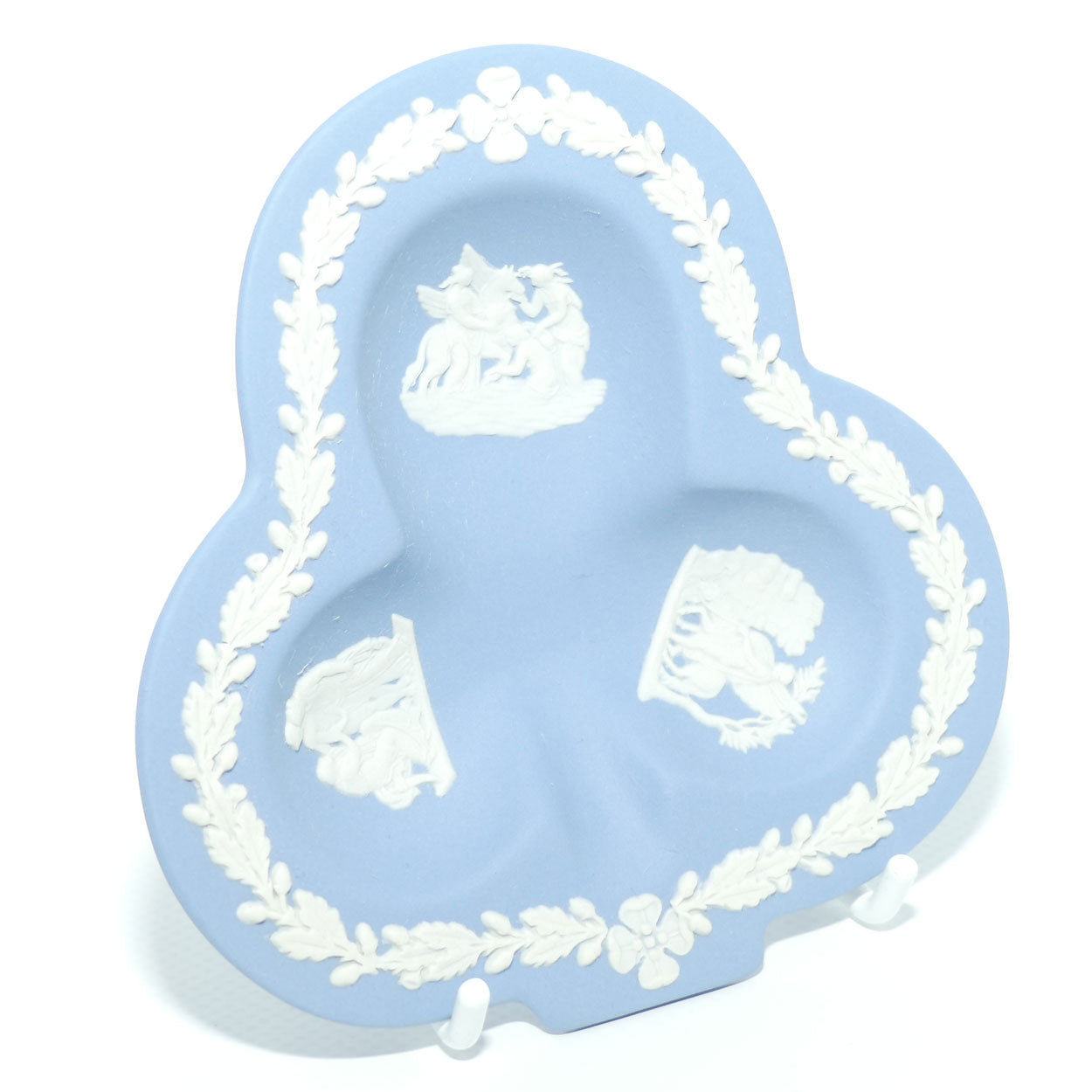 Wedgwood Jasper | White on Pale Blue | Clubs shape dish | #2
