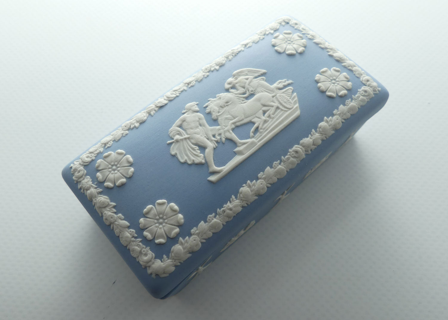 Wedgwood Jasper | White on Pale Blue | Well decorated Rectangular box