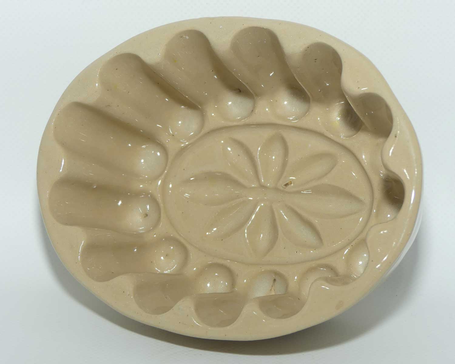 Antique Cream coloured Porcelain Jelly Mould | Floral Pattern