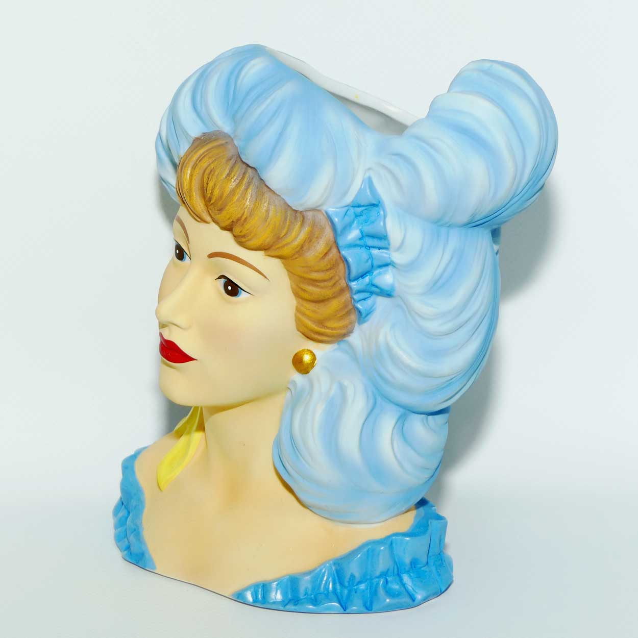 Jim Beam 2012 | IAJBBSC Convention Lady Head vase | Blue