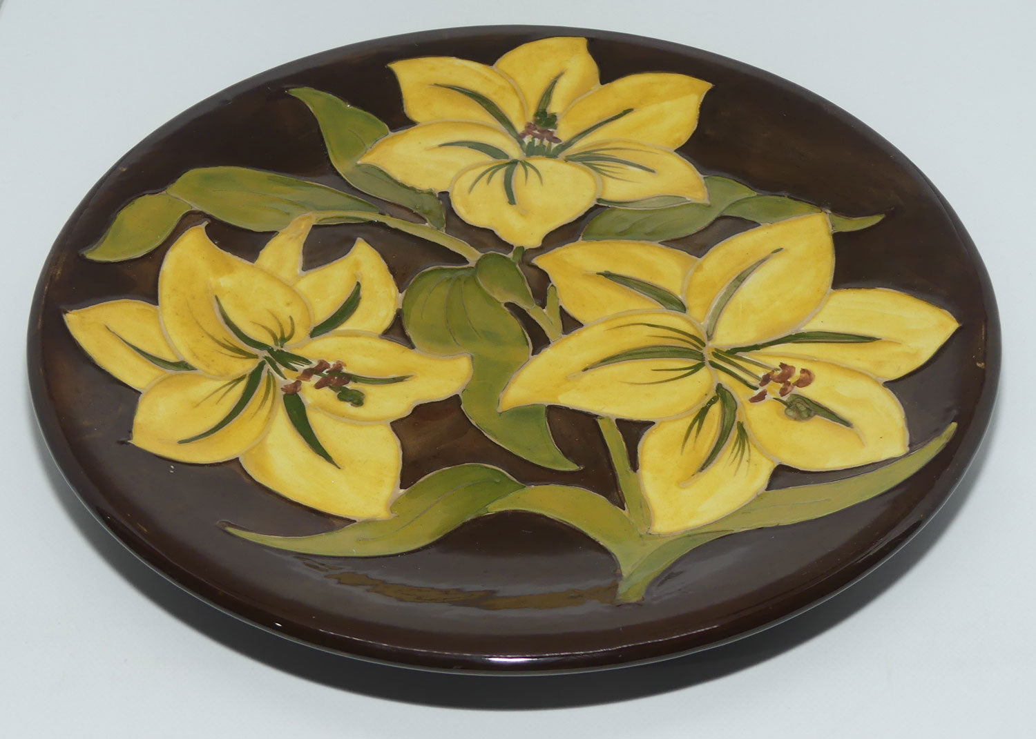 Walter Moorcroft Pottery | Jungle Brown Lily 783/10 plate
