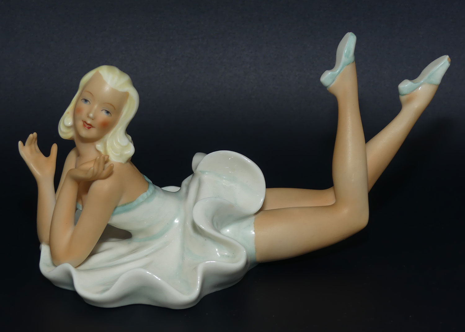 Goebel | Schaubach Kunstfigure of a Blonde Reposing | Schau 20