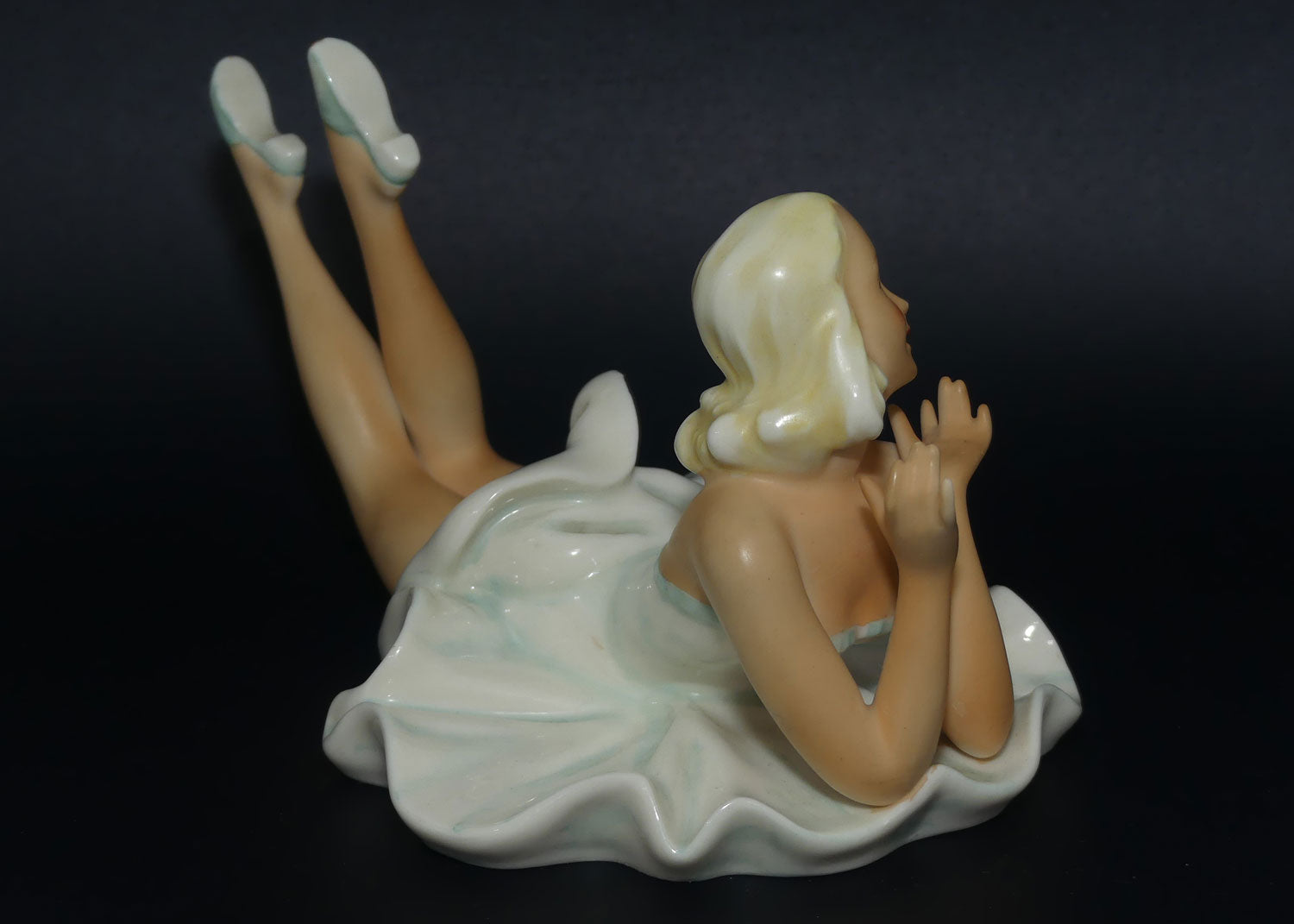 Goebel | Schaubach Kunstfigure of a Blonde Reposing | Schau 20