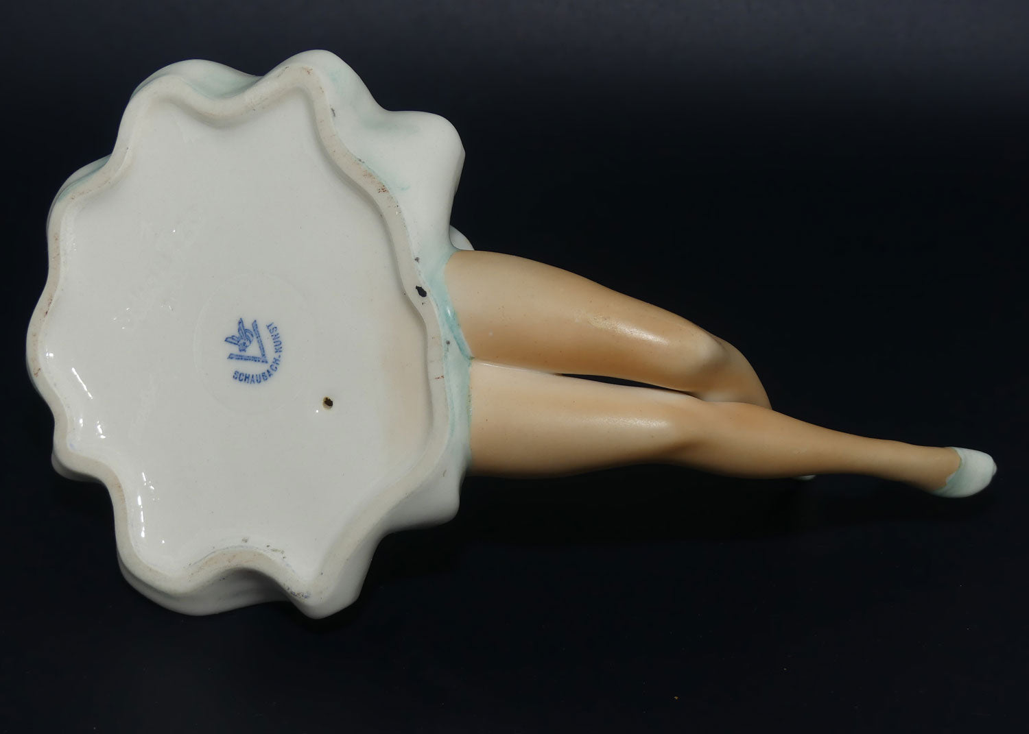 Goebel | Schaubach Kunstfigure of a Blonde Reposing | Schau 20