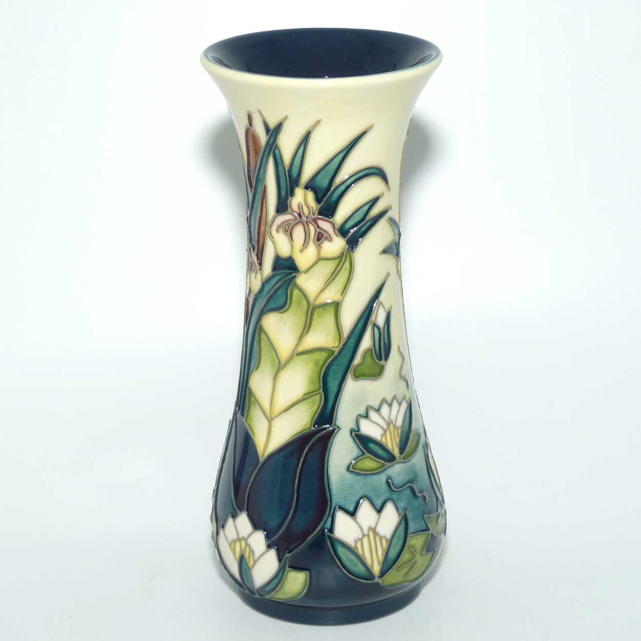 Moorcroft Lamia 364/8 vase