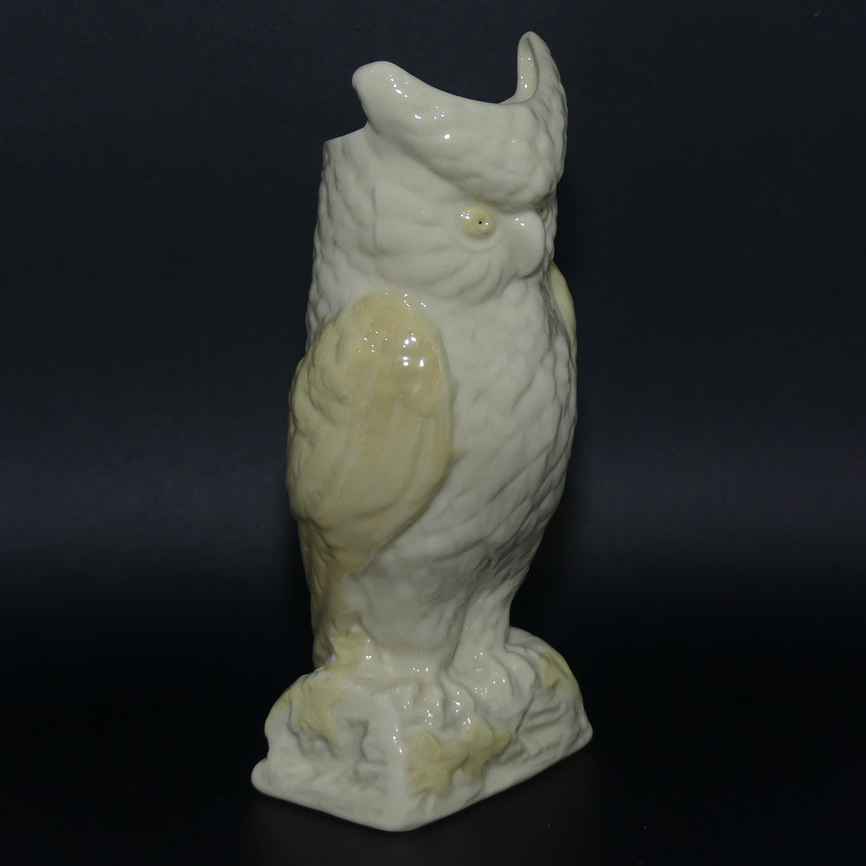Belleek Owl Vase | Large | 3rd Green Mark