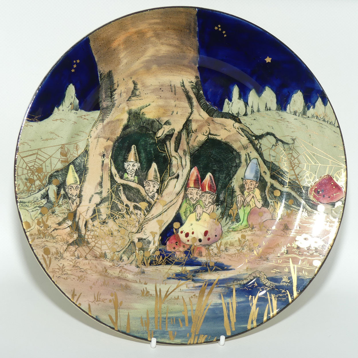 Royal Doulton Gnomes B with gilt highlights plate D4697 | #1 | 26cms diam