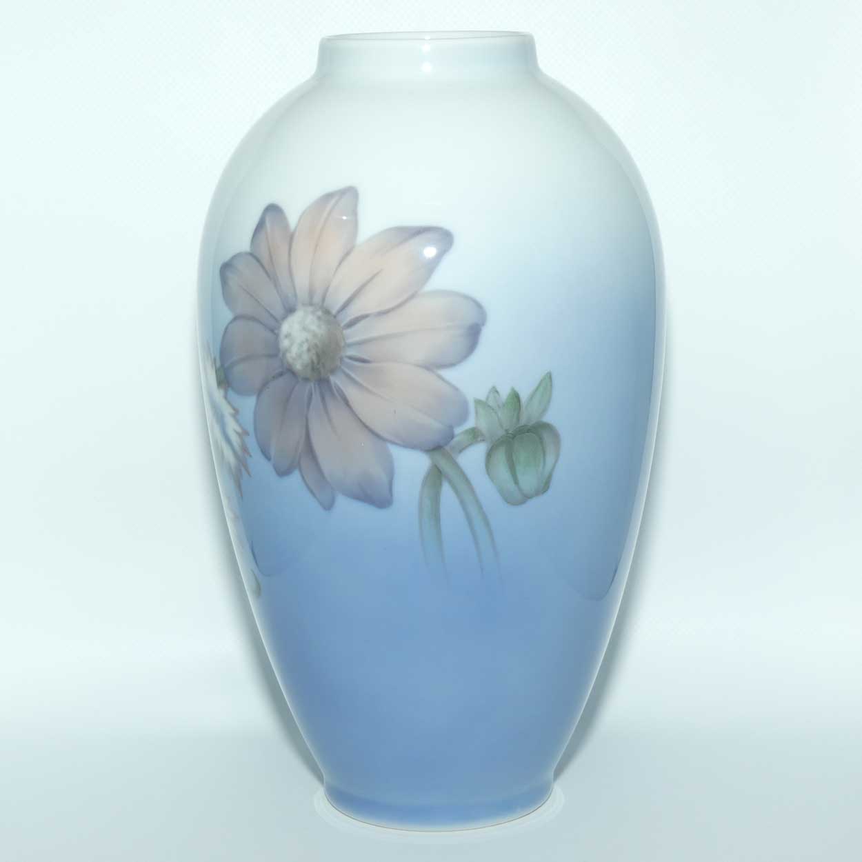 Royal Copenhagen large floral vase | #2660/1099